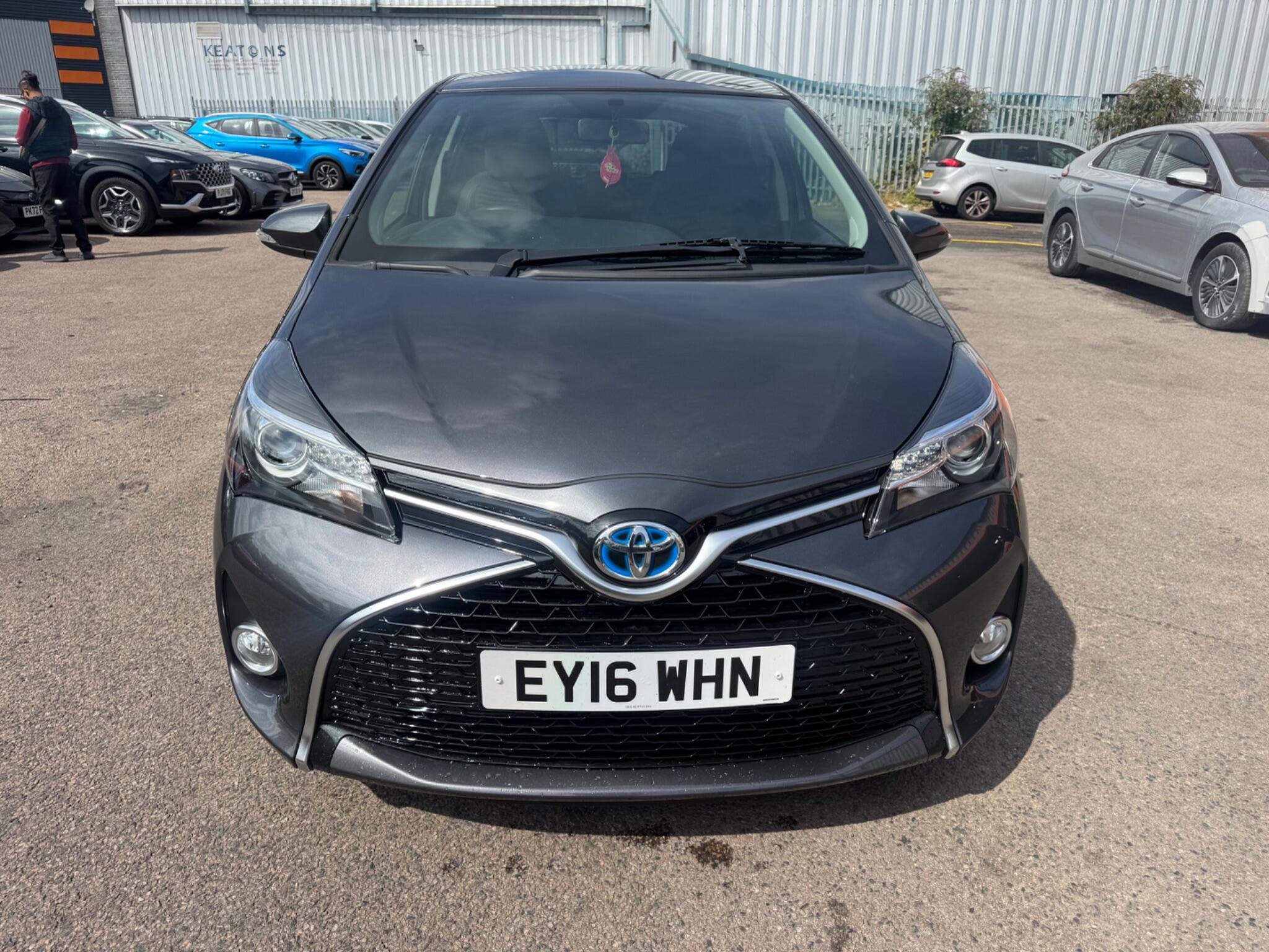 Toyota Yaris view 5