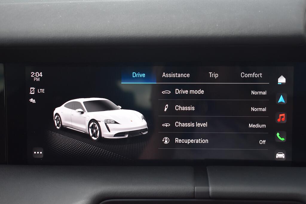 Porsche Taycan view 71