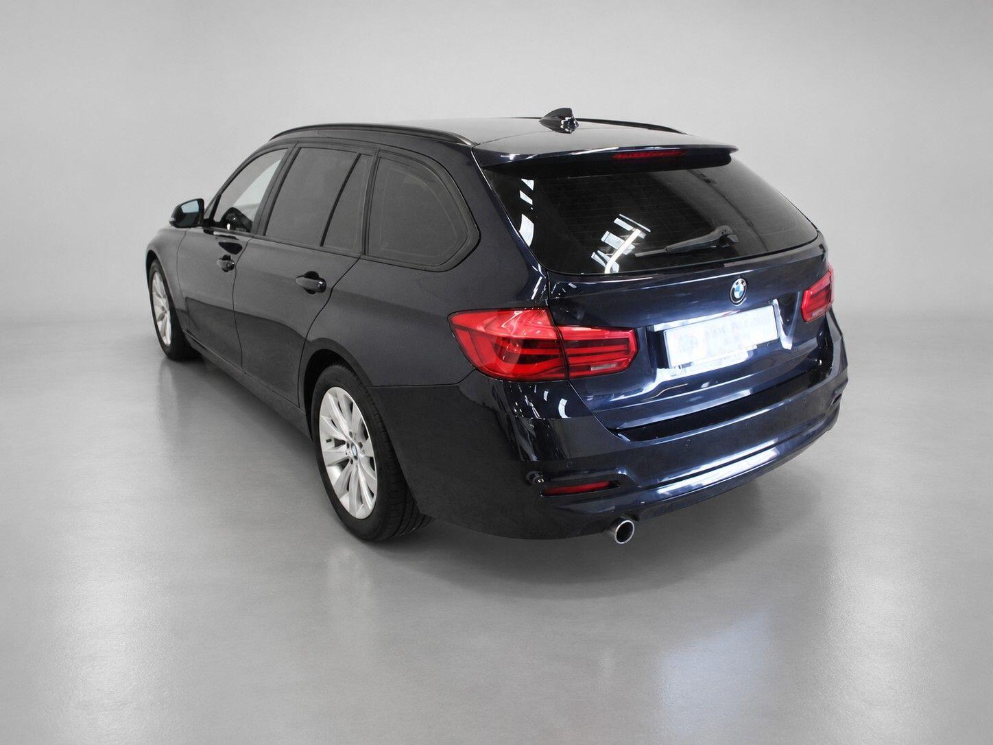 BMW 3 Series view 7