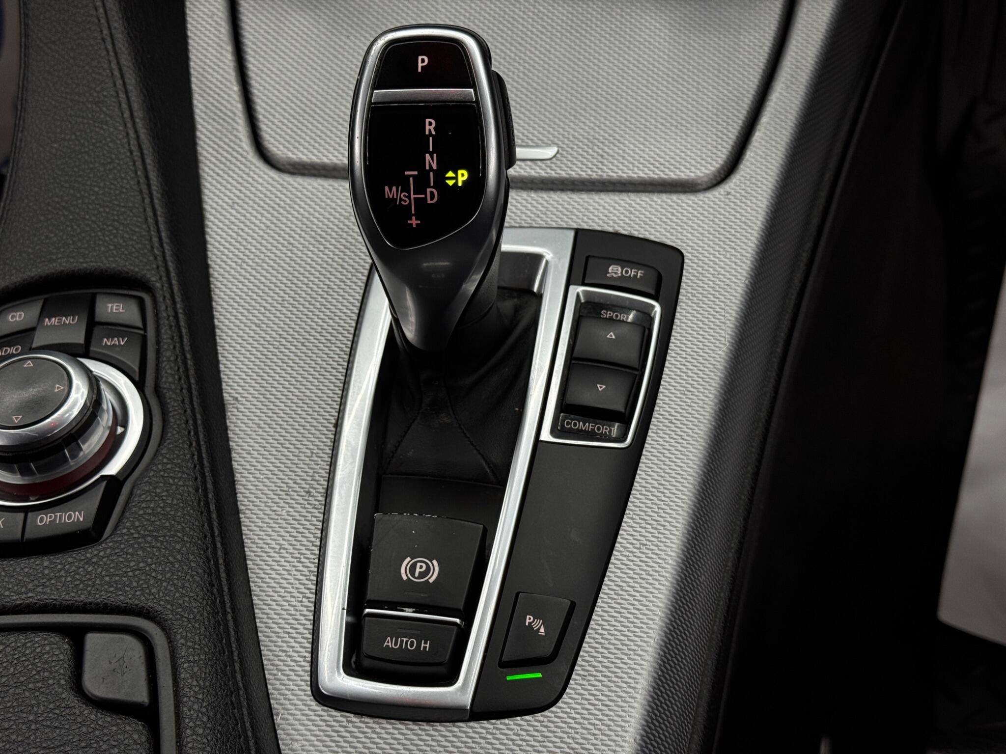 BMW 6 Series view 25