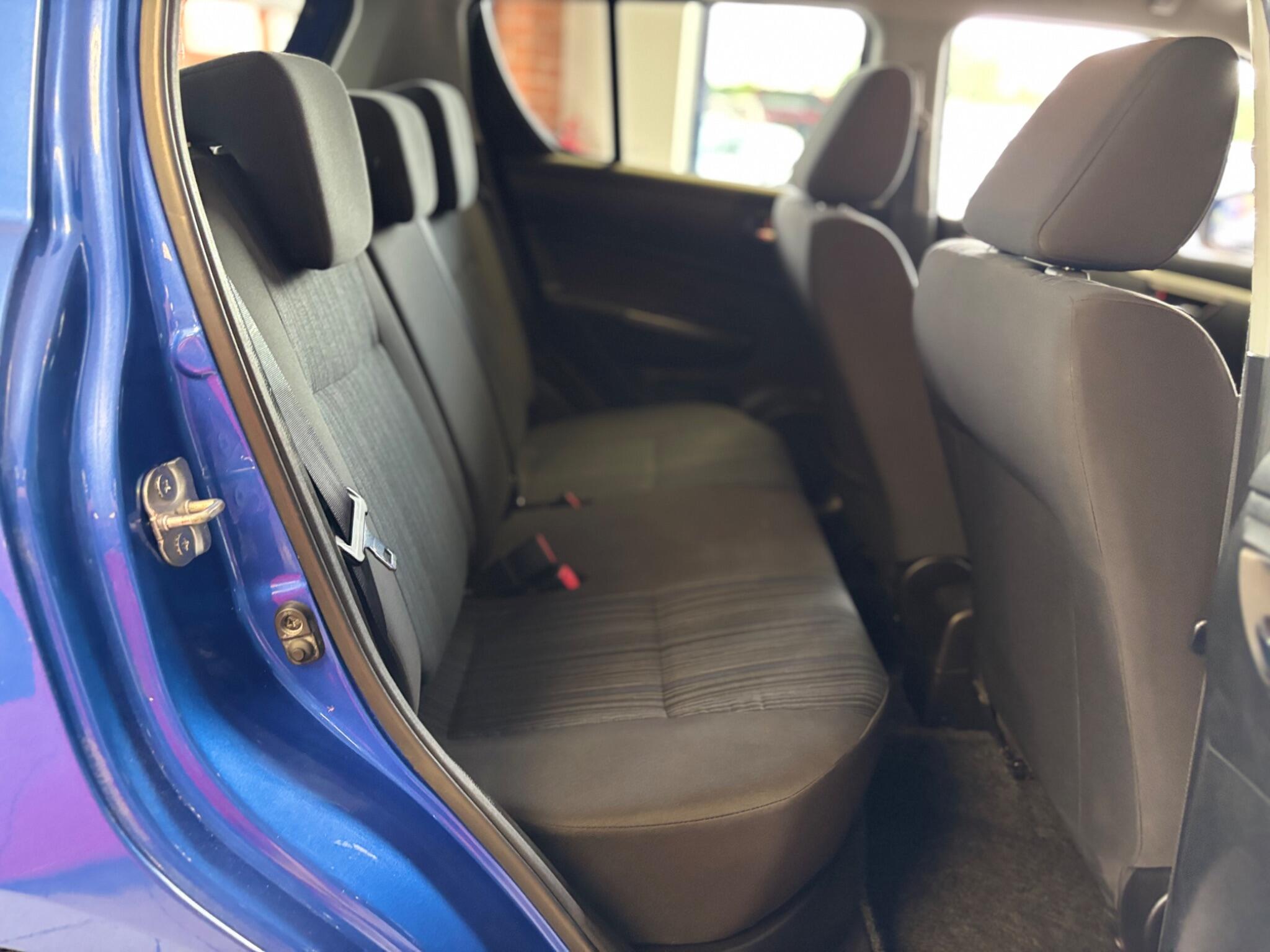 Suzuki Swift view 13