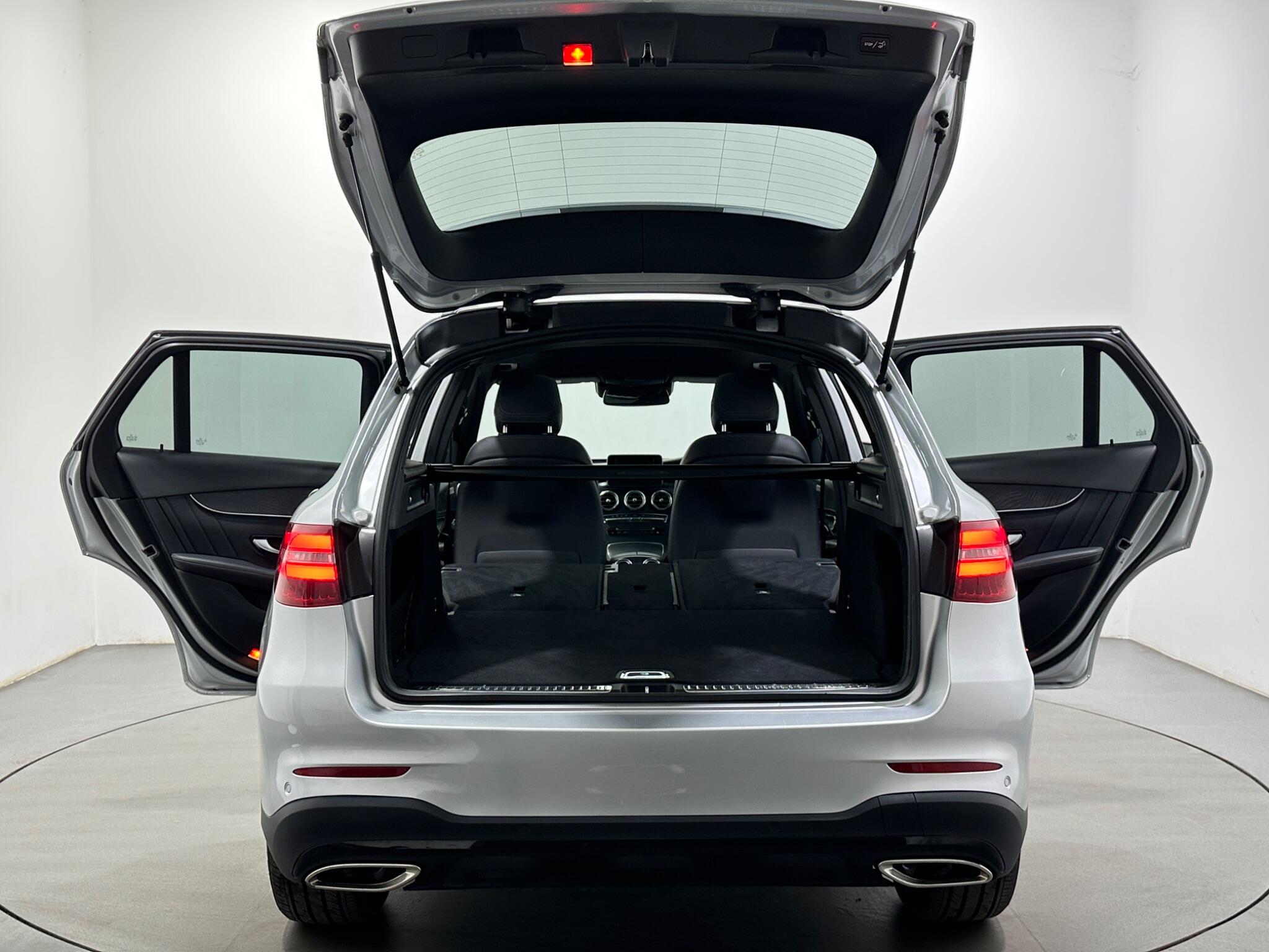 Mercedes-Benz GLC view 45