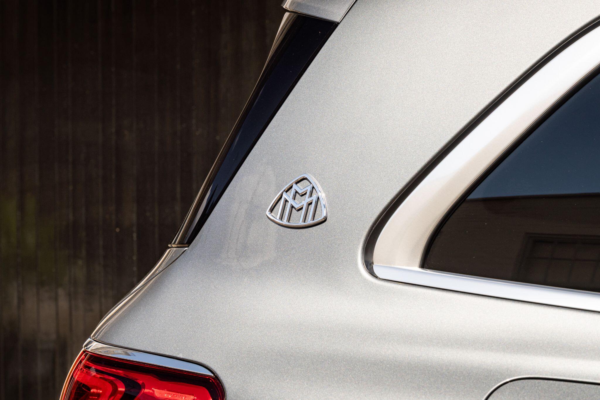 Mercedes-Benz GLS view 30