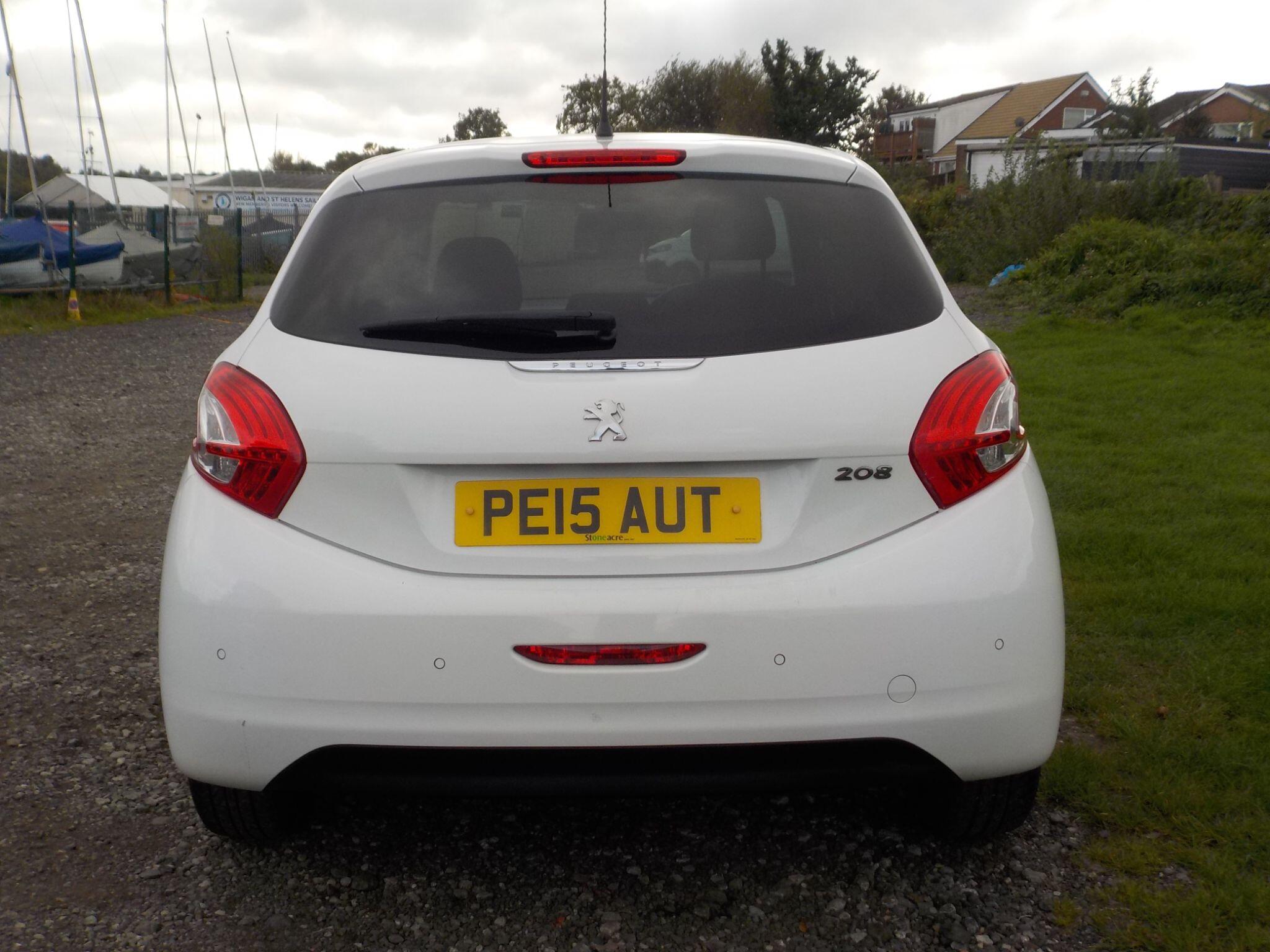 Peugeot 208 1.2 VTi PureTech Style Euro 6 5dr