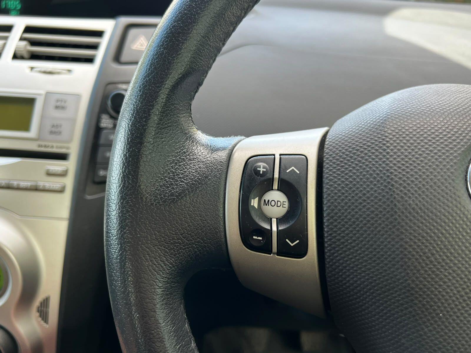 Toyota Yaris view 24
