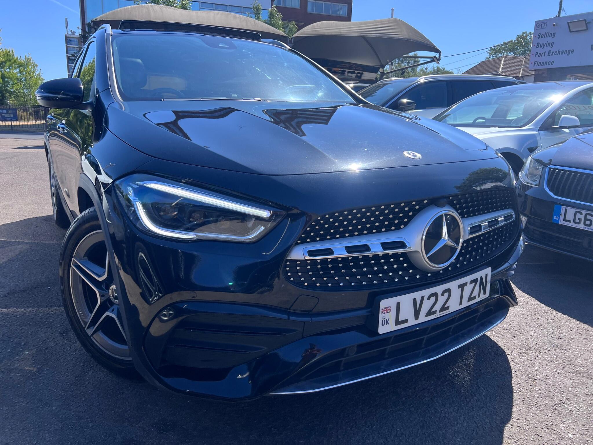Mercedes-Benz Gla main image