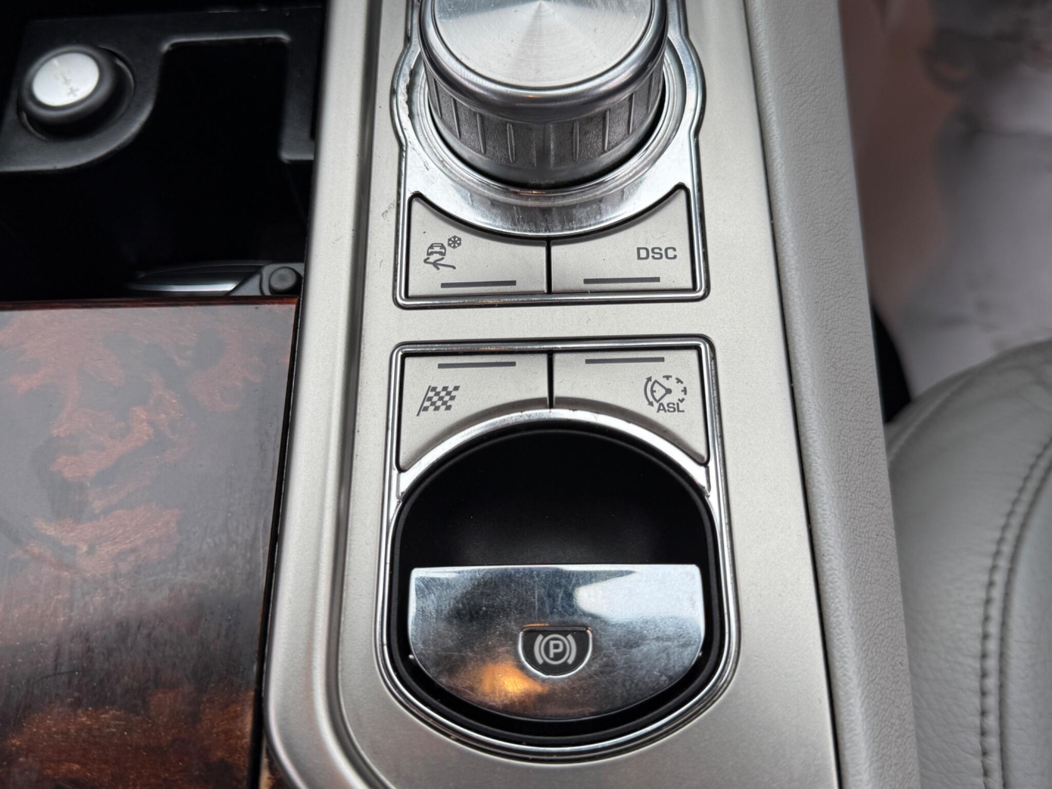 Jaguar XF - Image 53