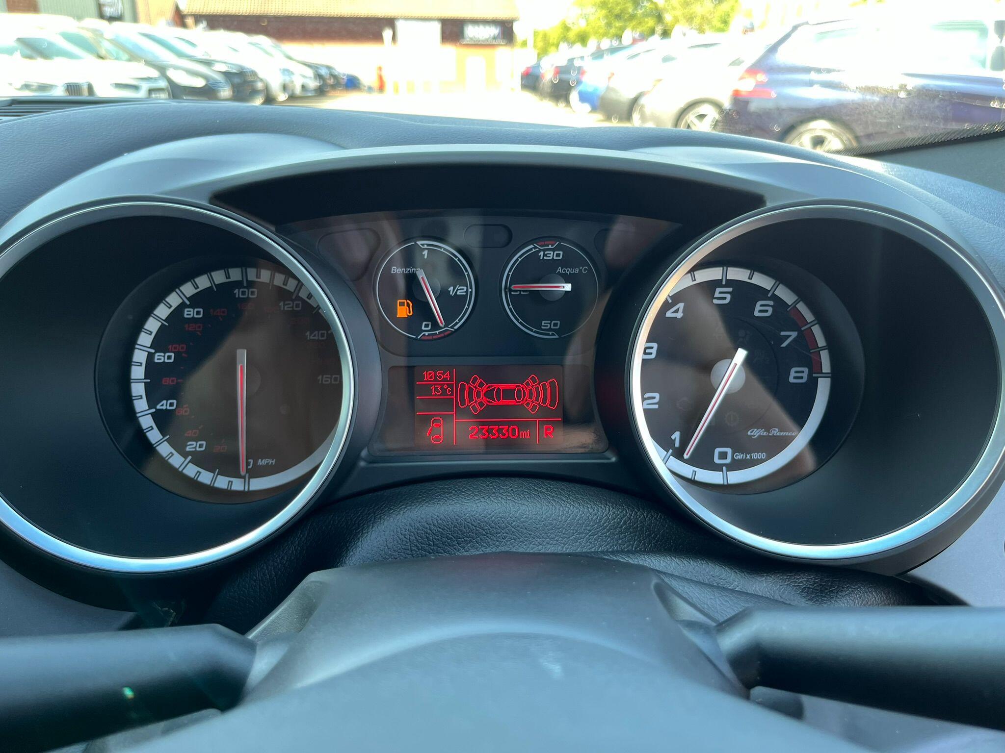 Alfa Romeo Giulietta view 25