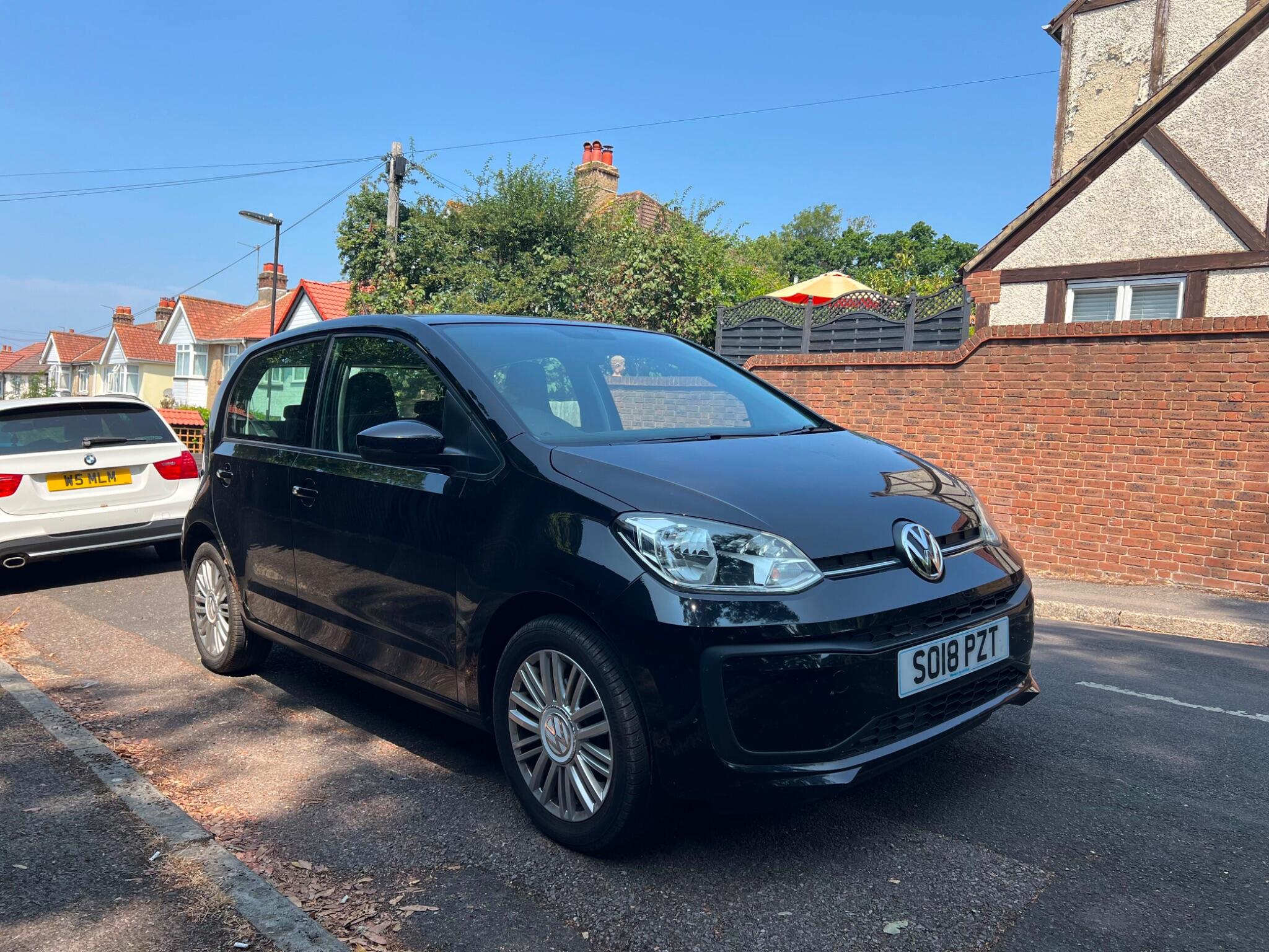 Volkswagen Up! view 3