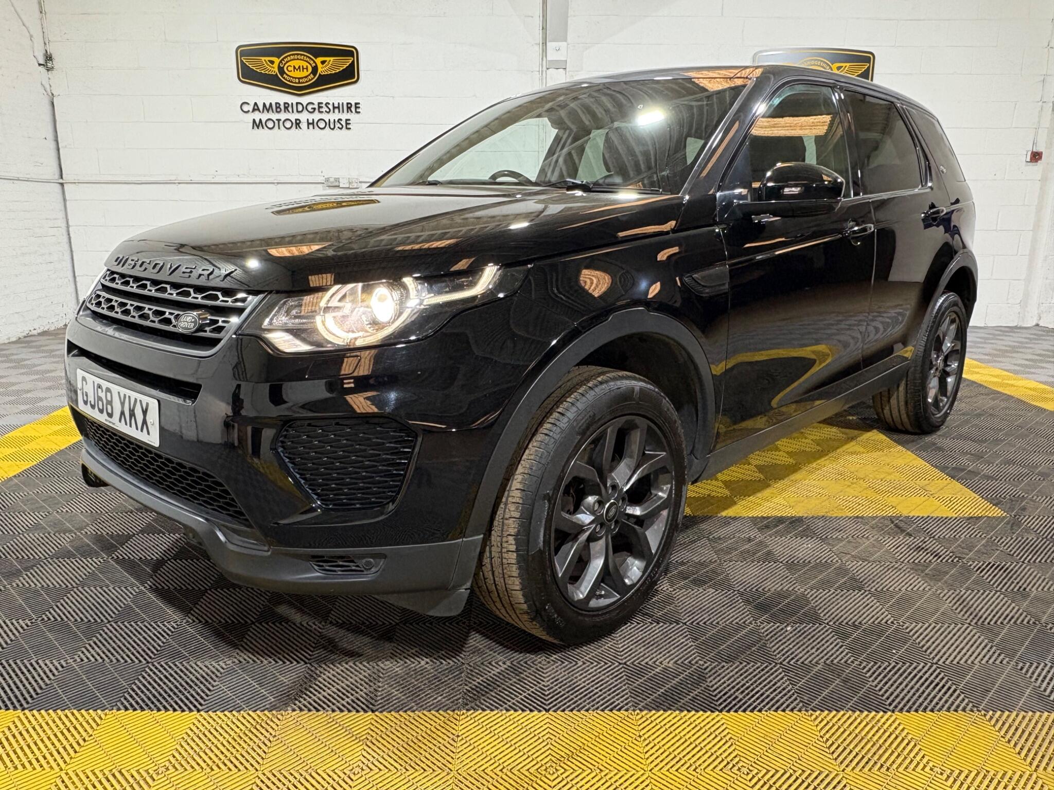 Land Rover Discovery Sport view 3