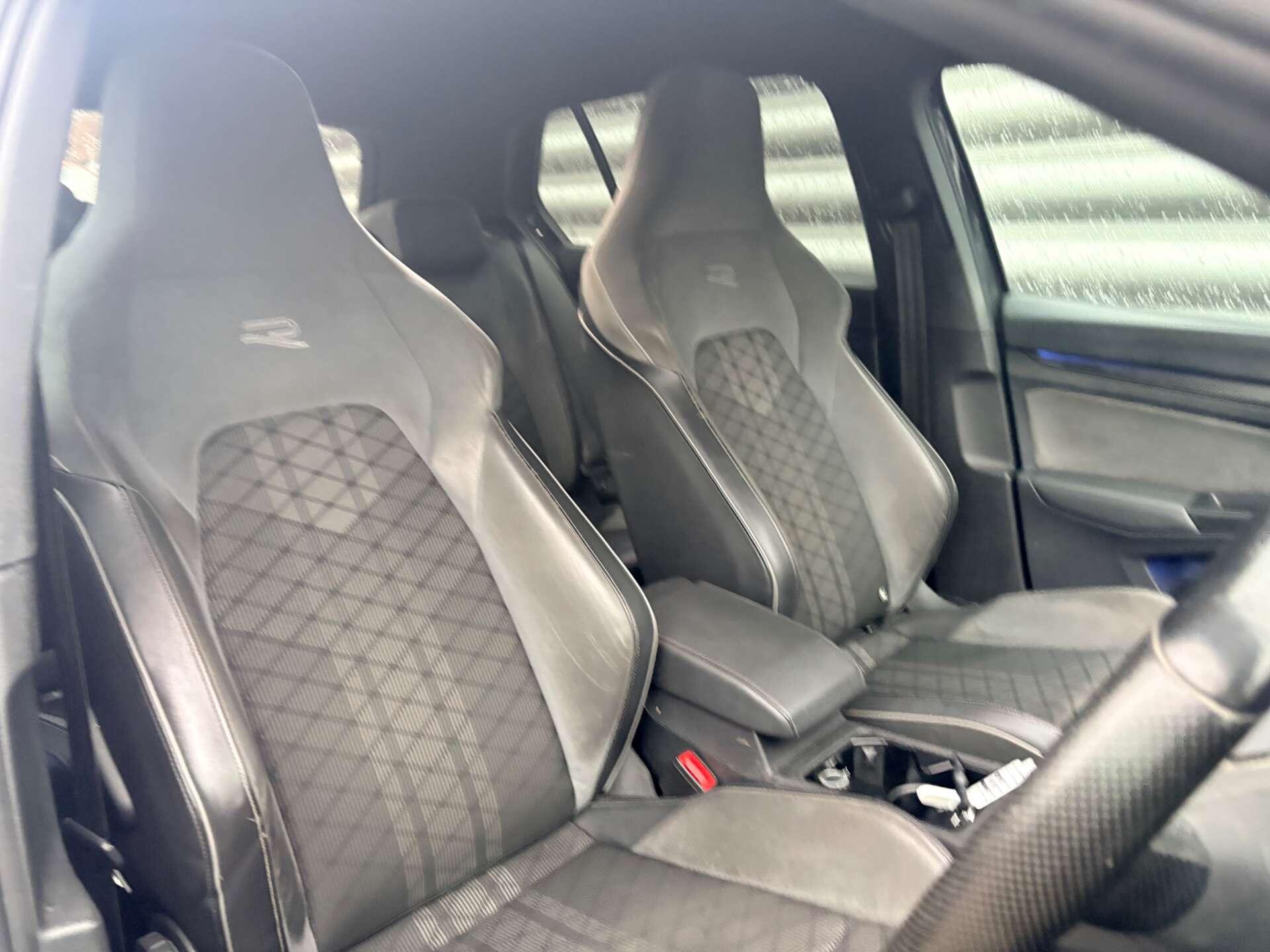 Volkswagen Golf view 27