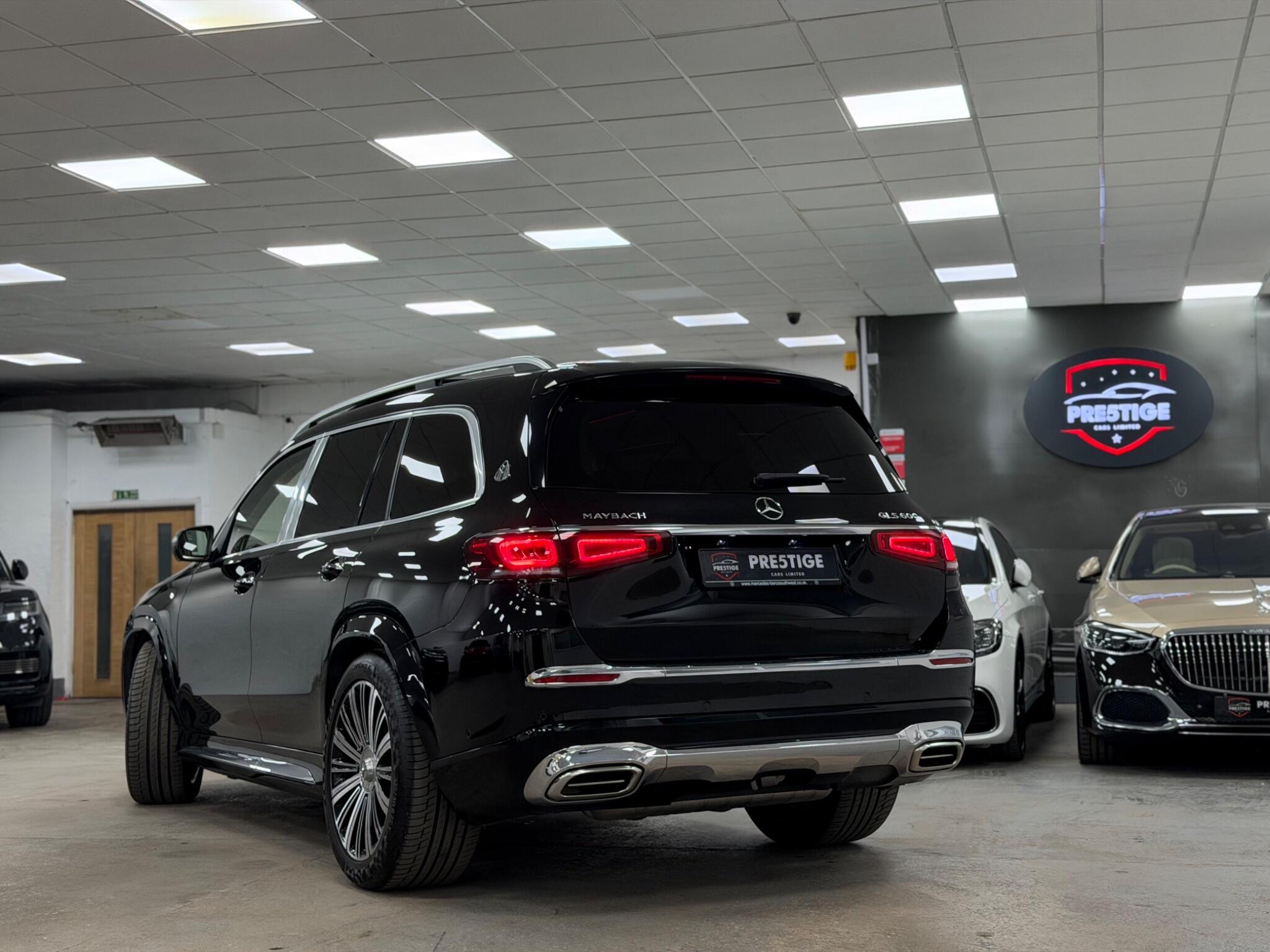Mercedes-Benz GLS view 45