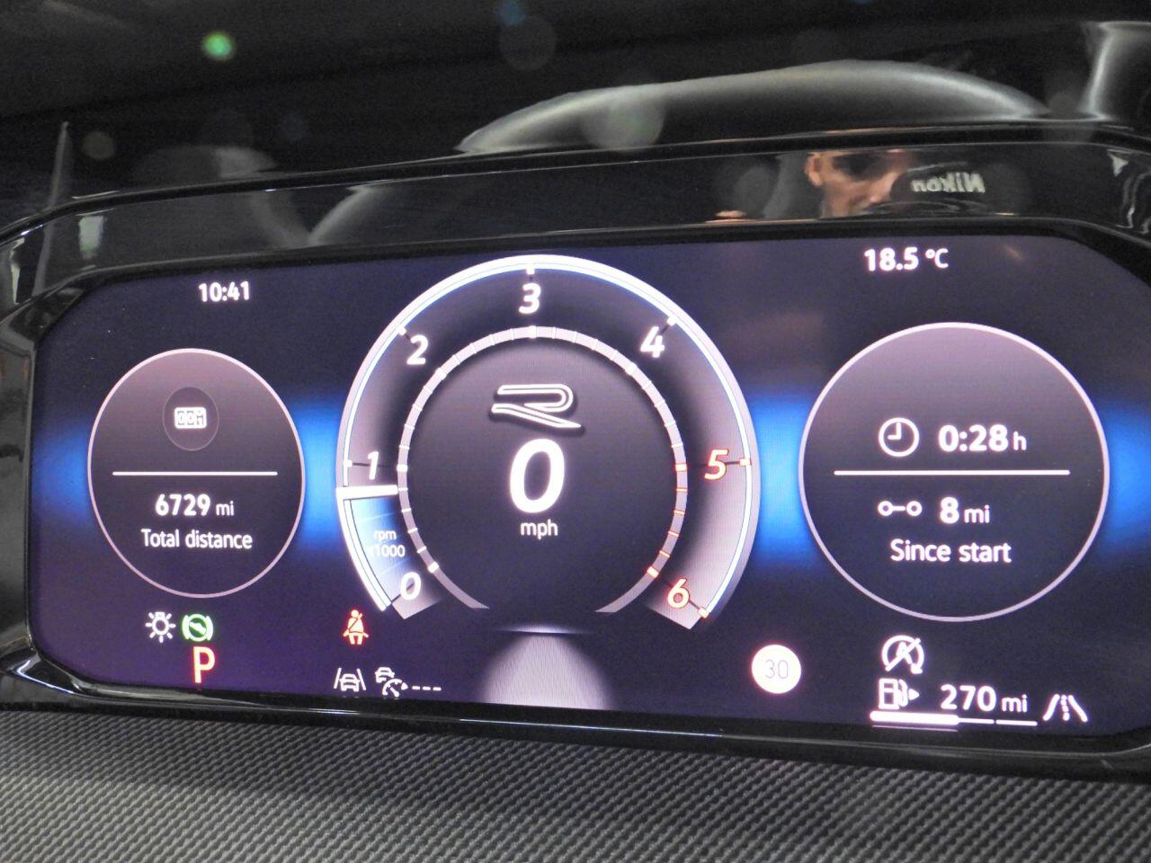 Volkswagen Golf view 24