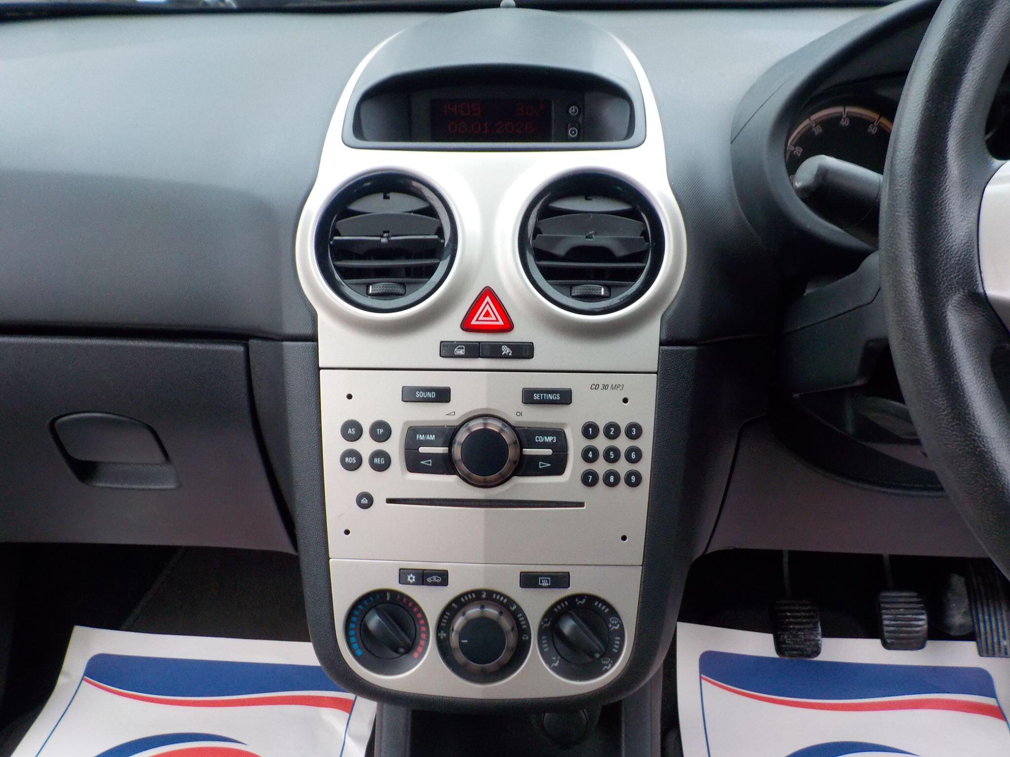 Vauxhall Corsa 1.2i 16v Breeze 3dr