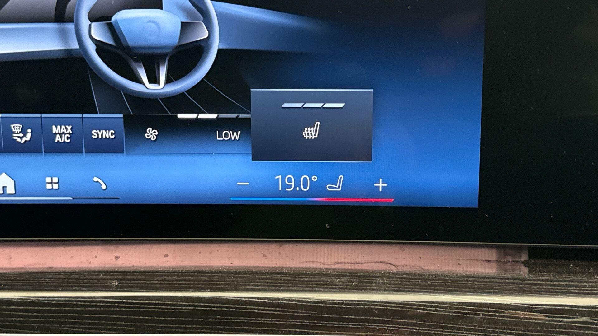 BMW I7 view 27