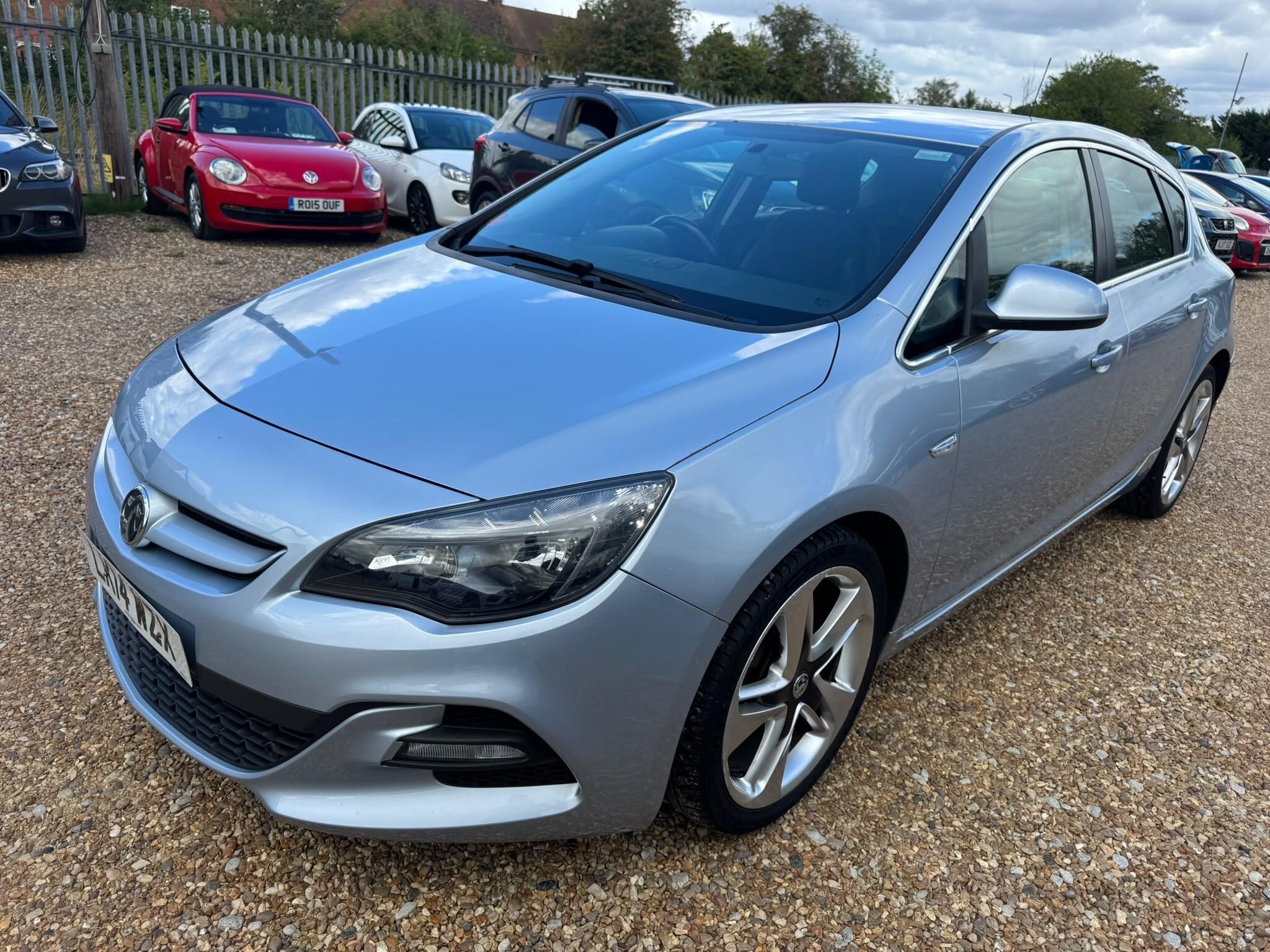 Vauxhall Astra view 3