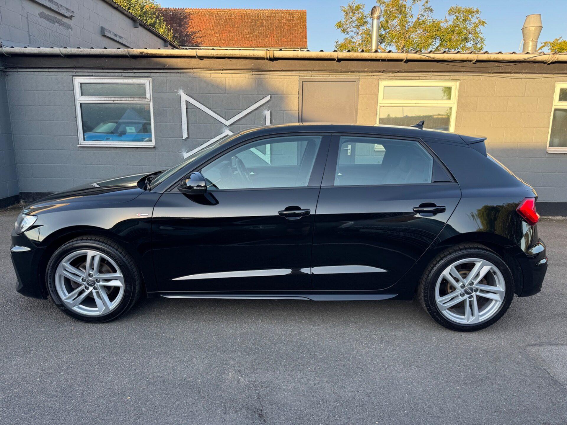 Audi A1 view 9