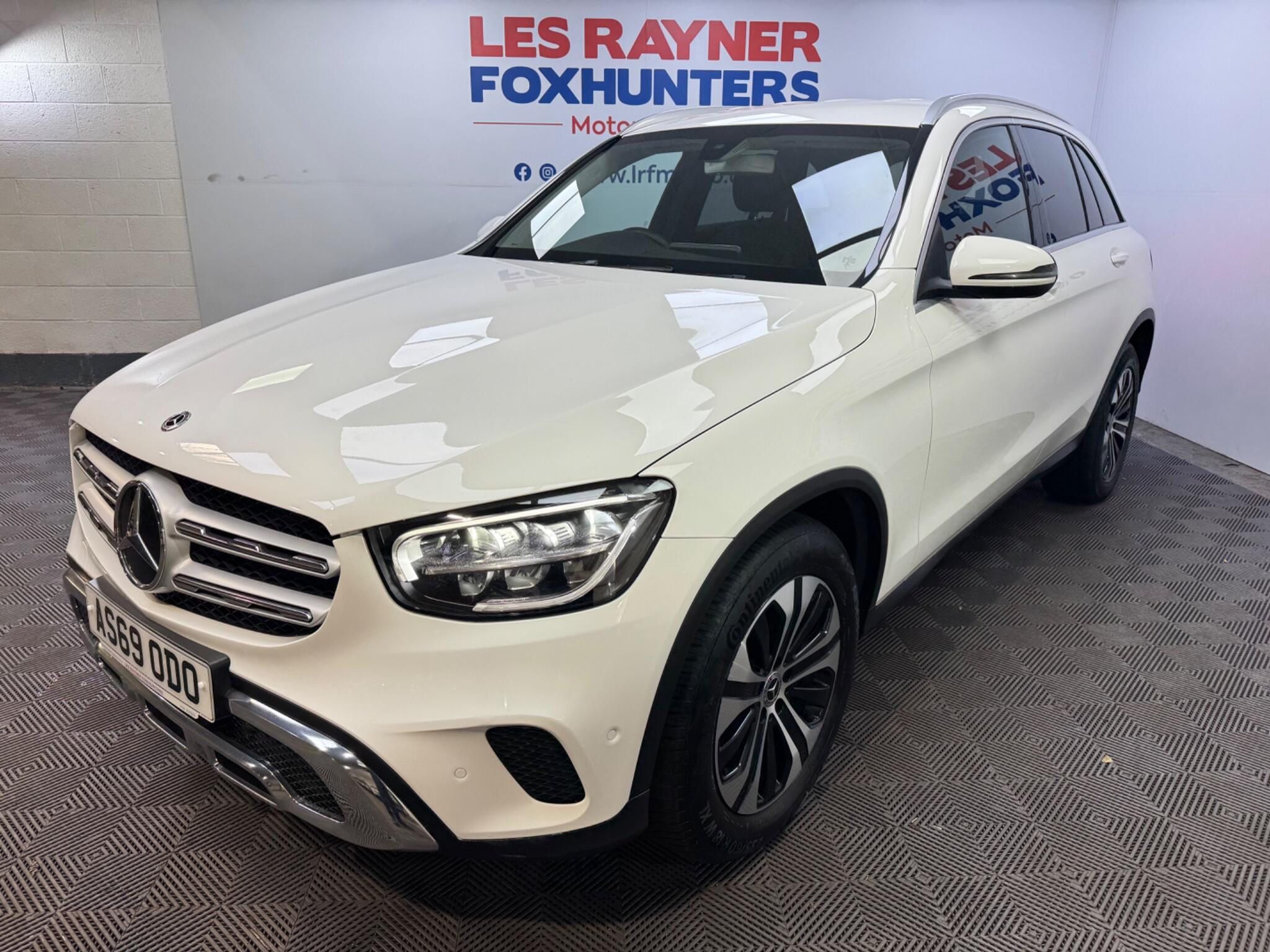 Mercedes-Benz GLC view 15