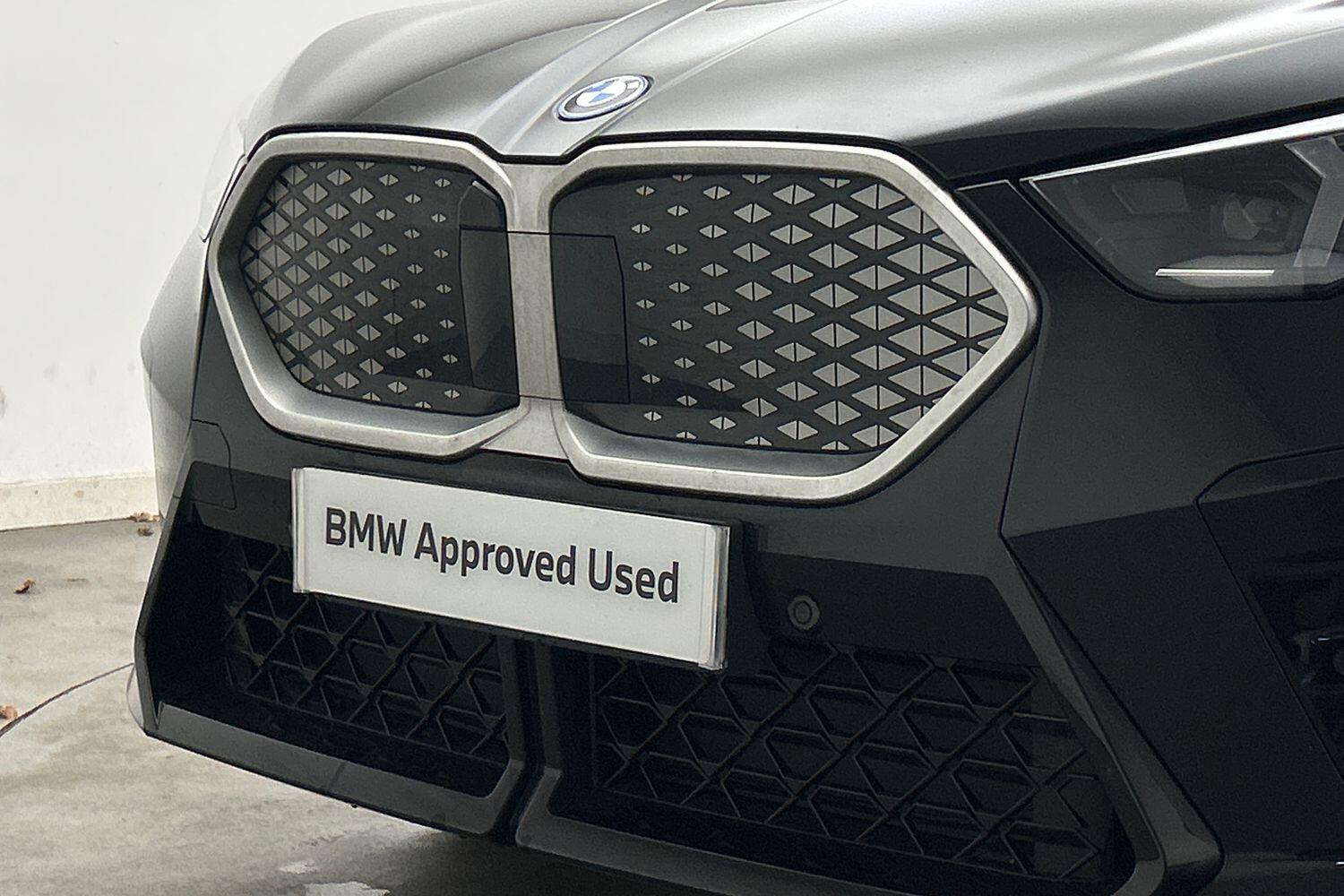 BMW iX2 view 32