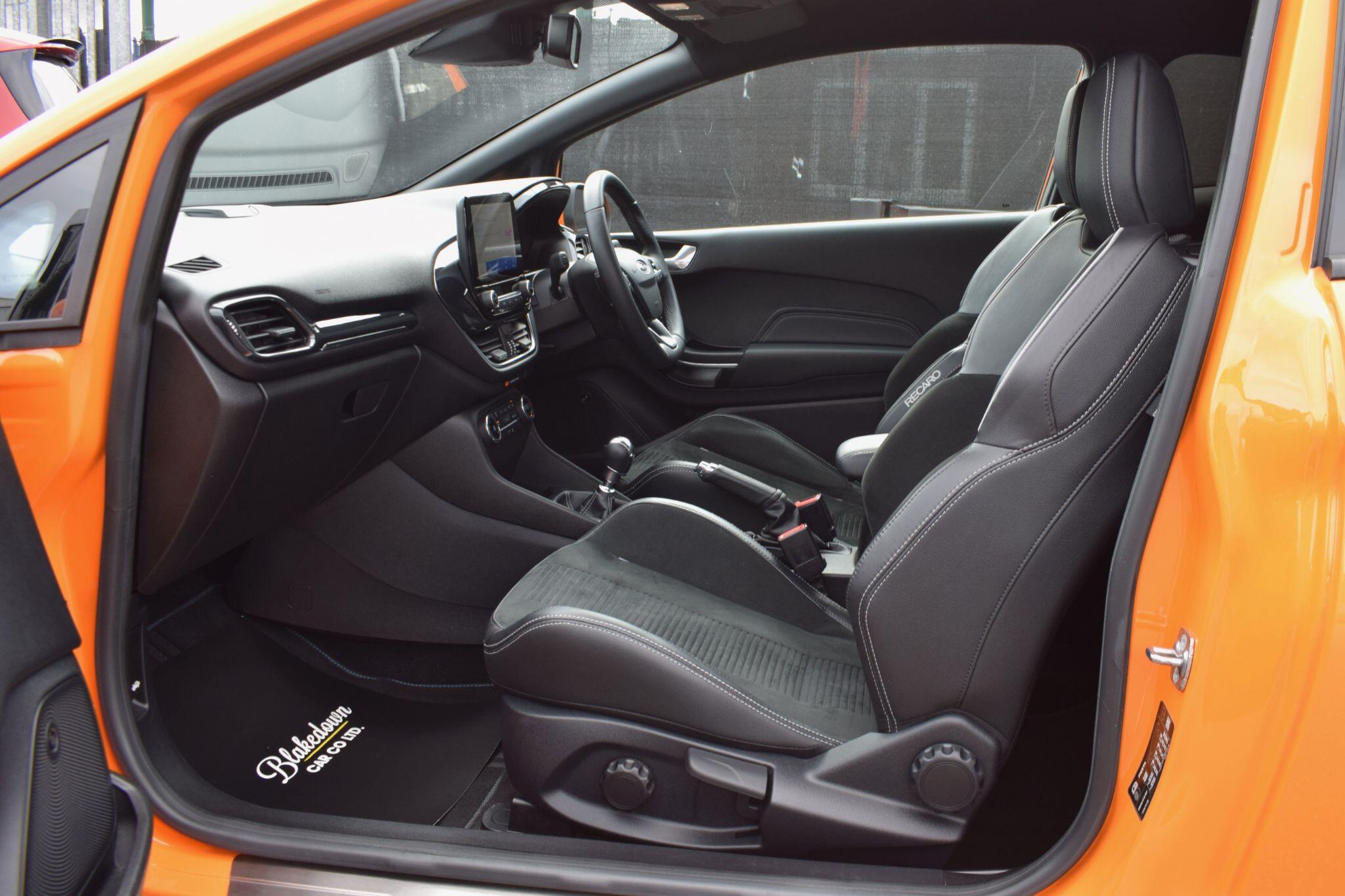 Ford Fiesta view 10