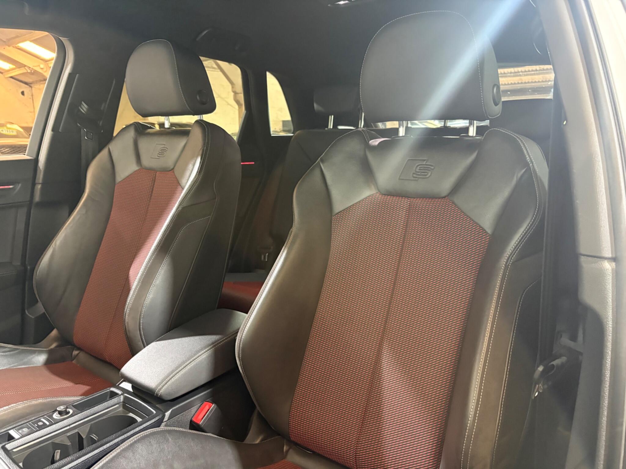 Audi Q3 view 58