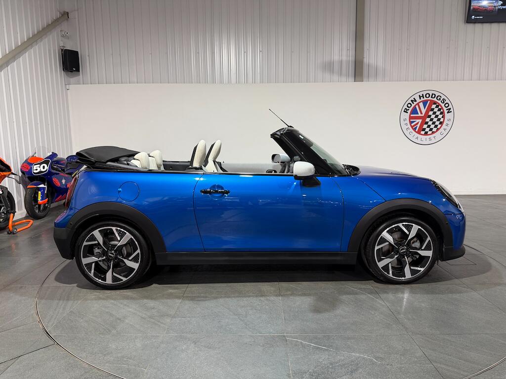 Mini Cooper Cooper view 15