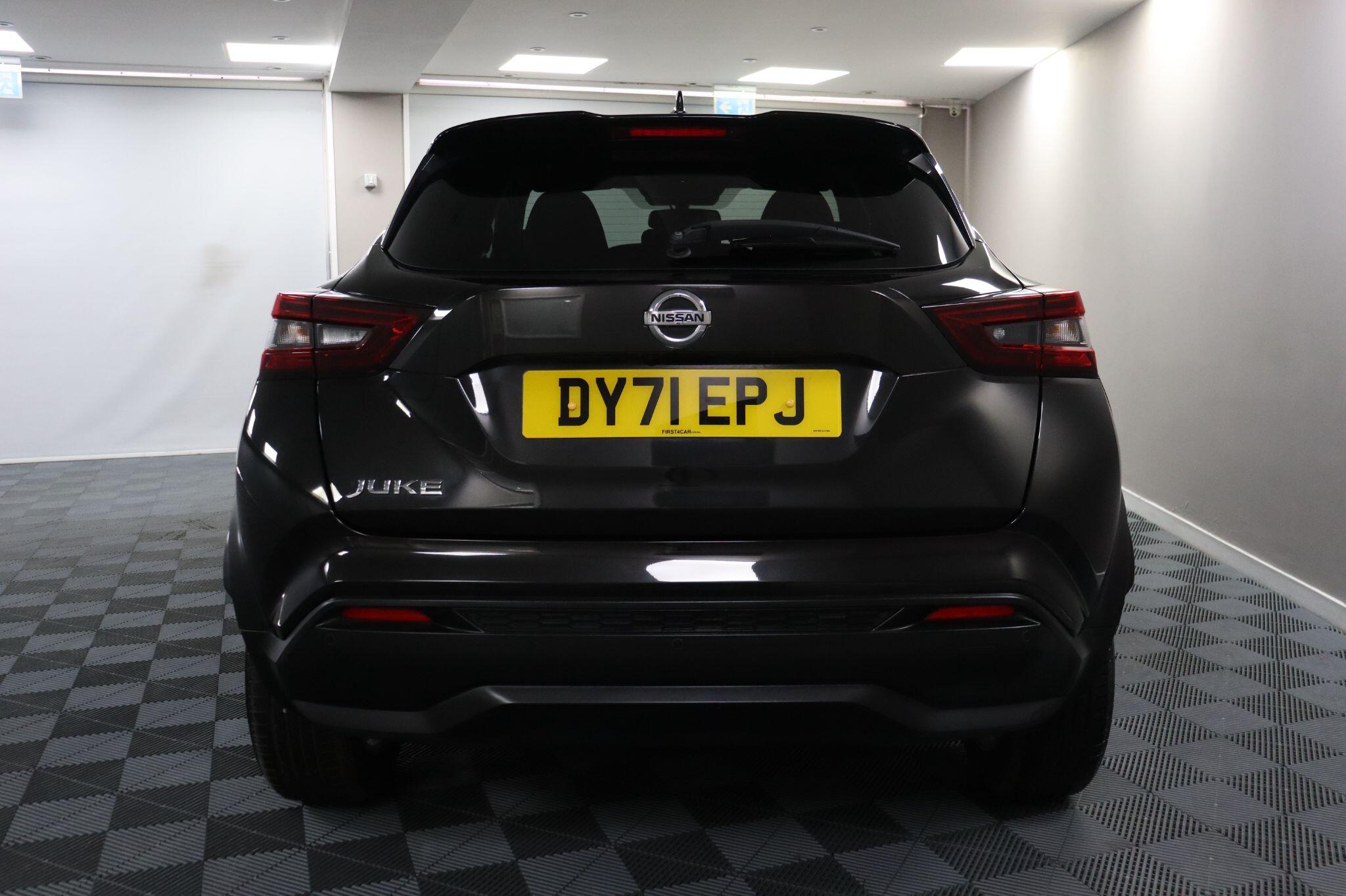 Nissan Juke view 20