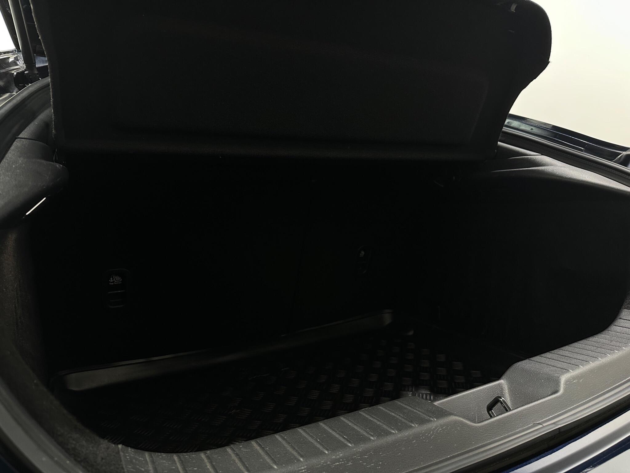 Mazda Mazda3 view 46