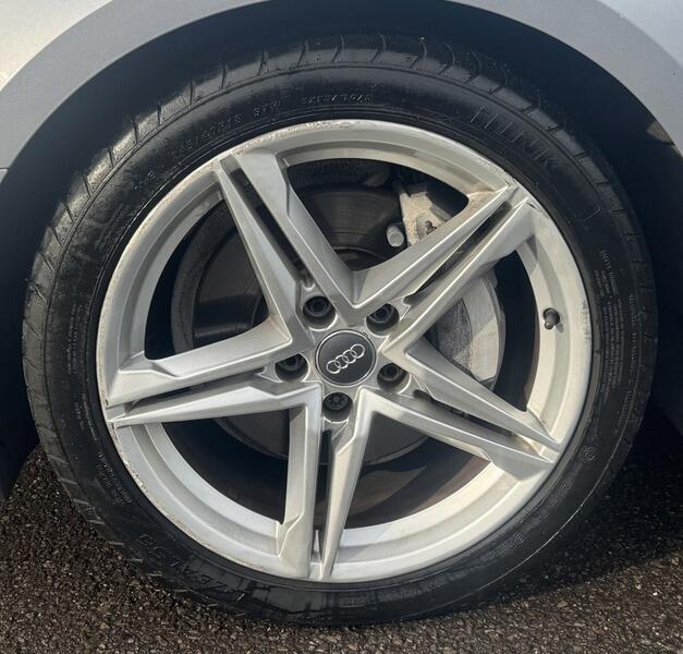 Audi A4 view 22