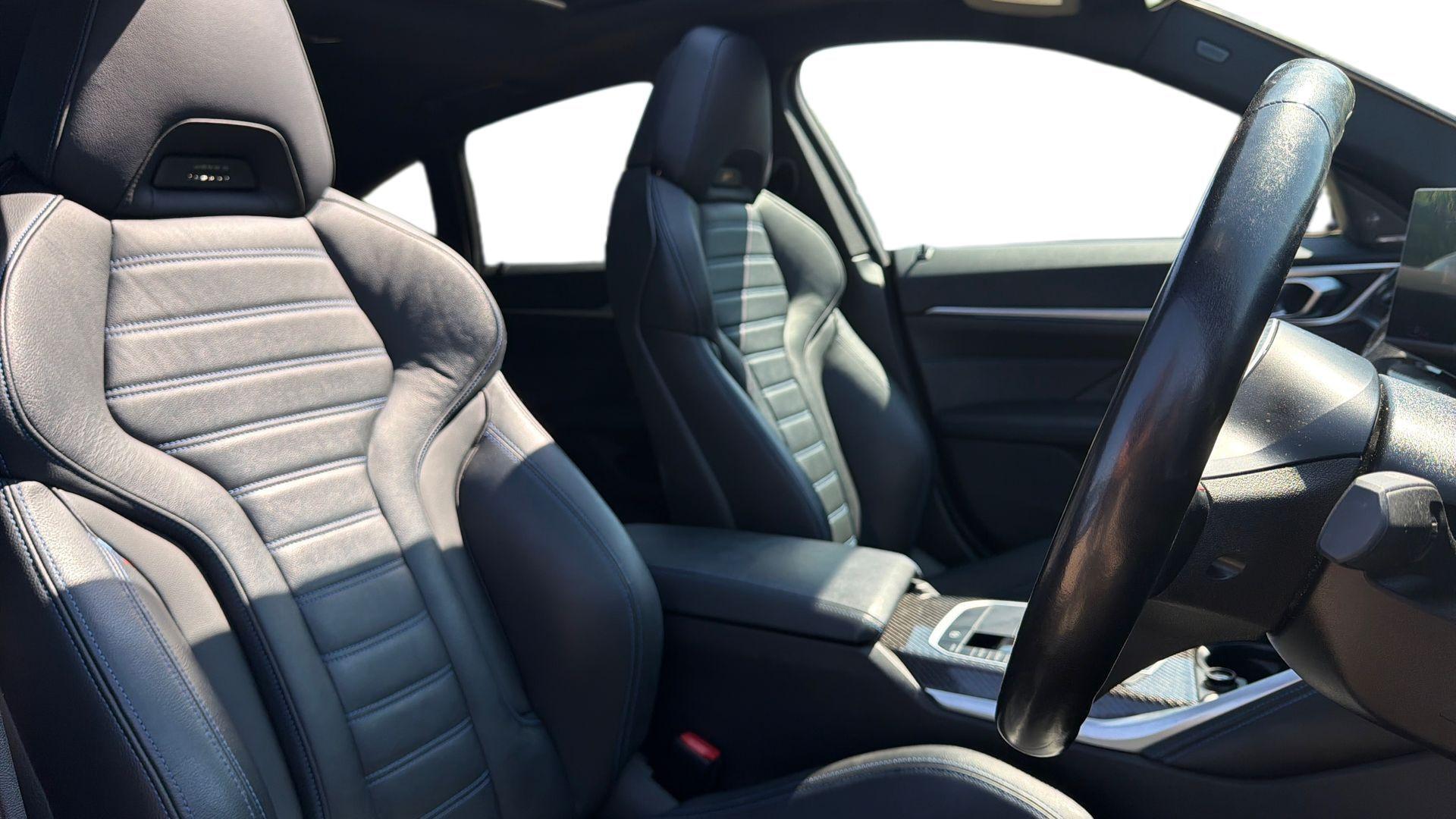 BMW I4 view 11