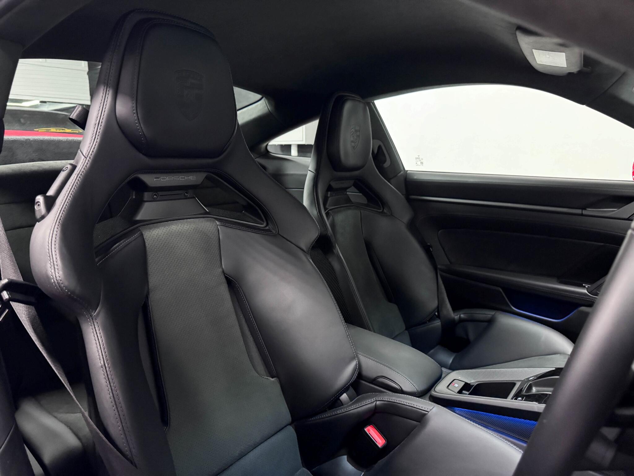 Porsche 911 view 41