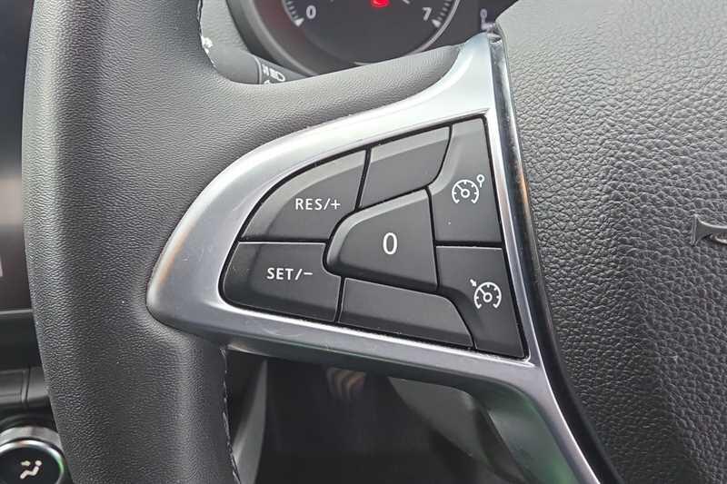 Dacia Duster view 21