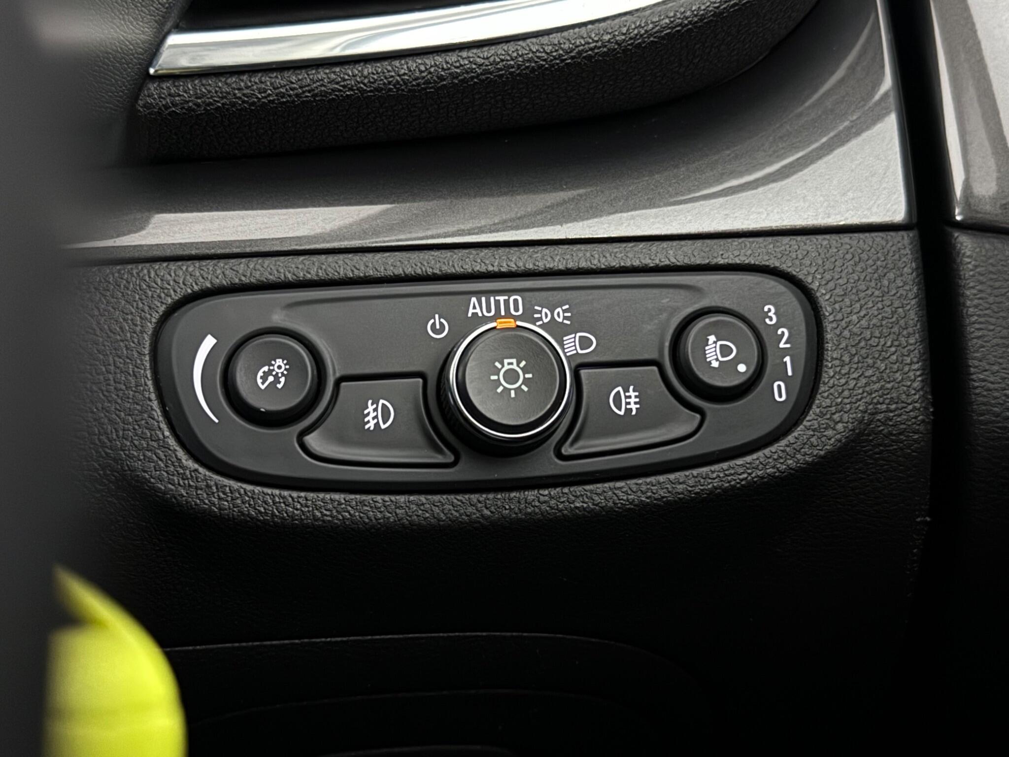 Vauxhall Mokka X view 18