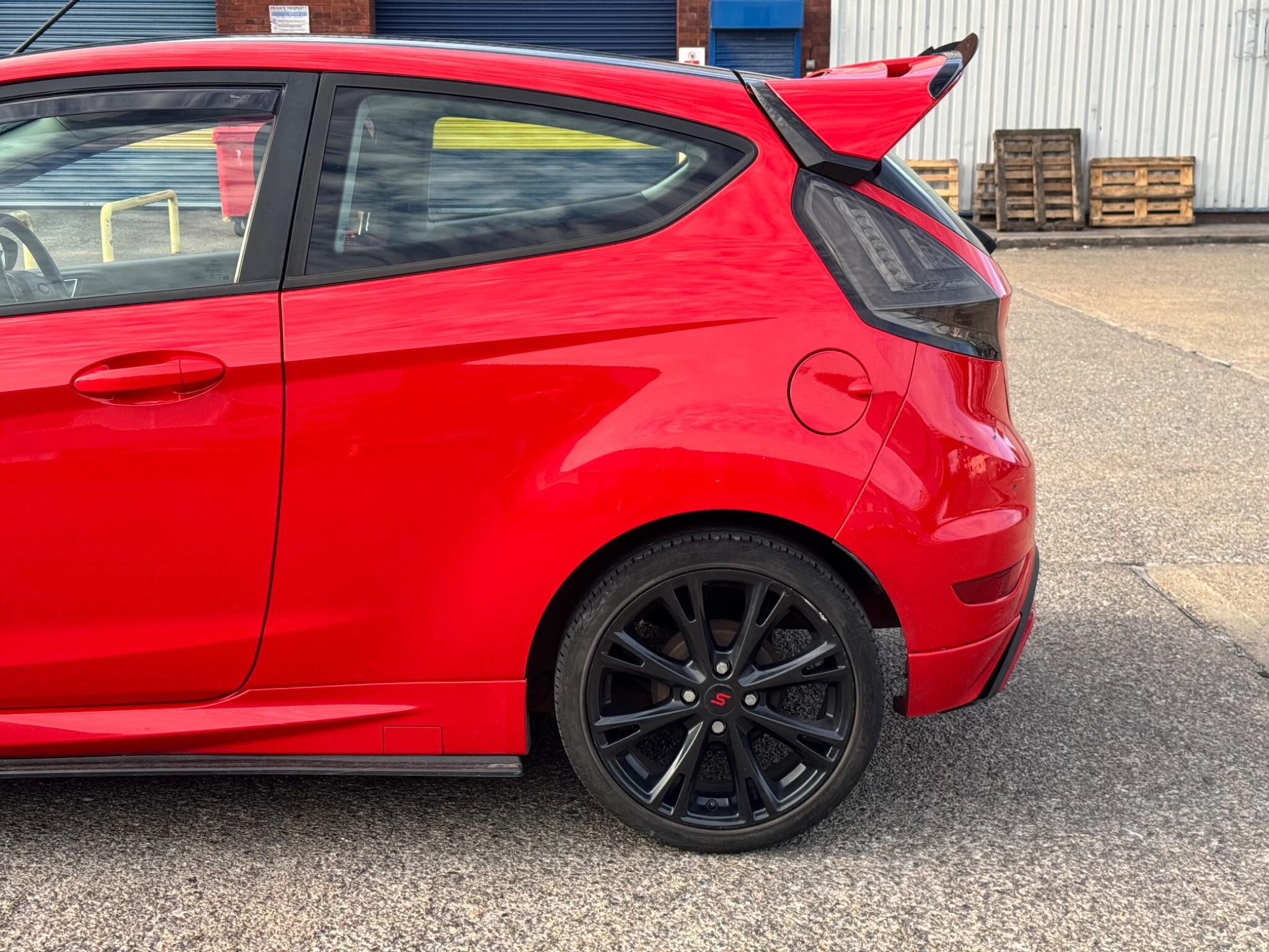 Ford Fiesta view 32