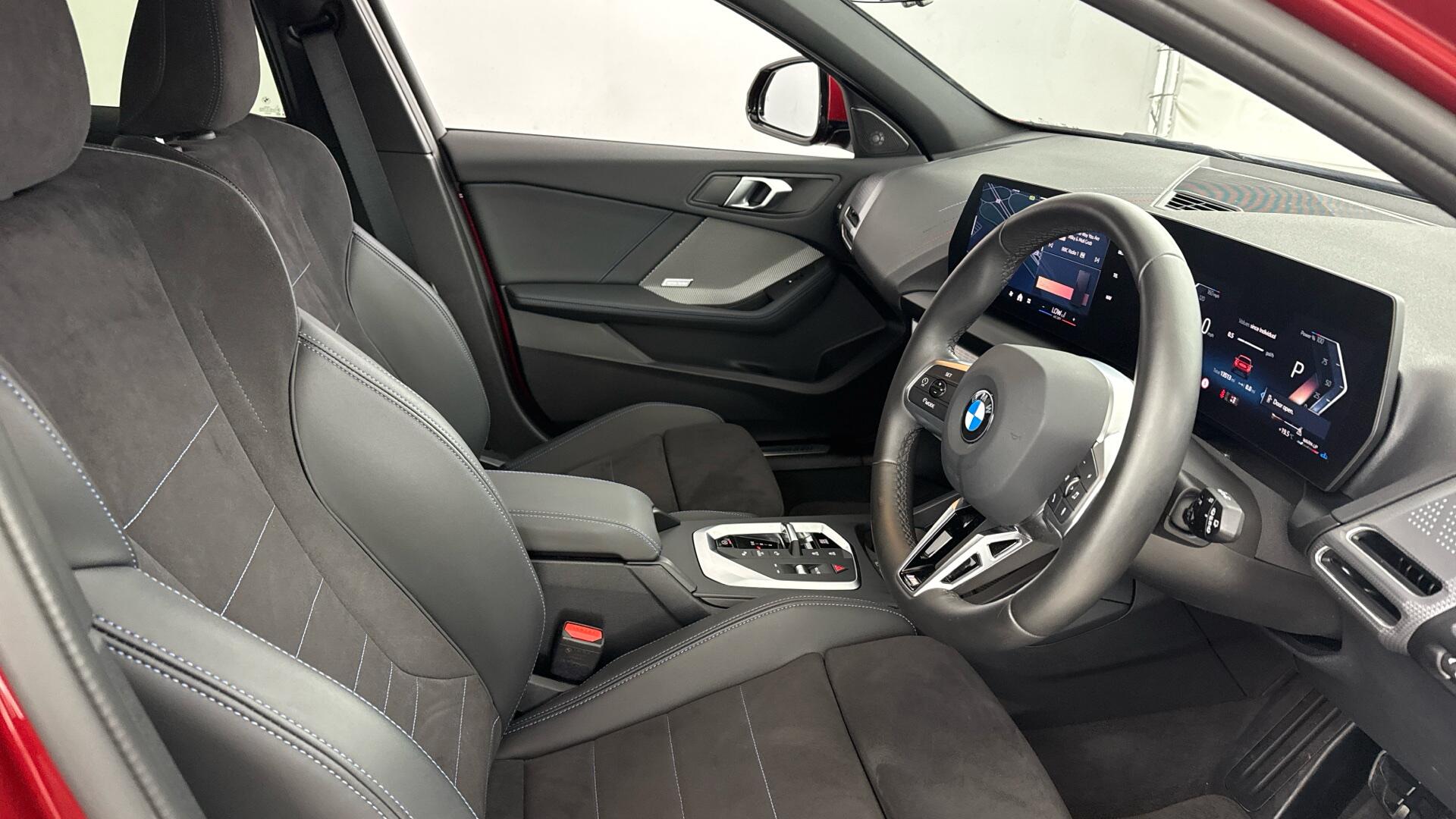 BMW 1 Series view 11