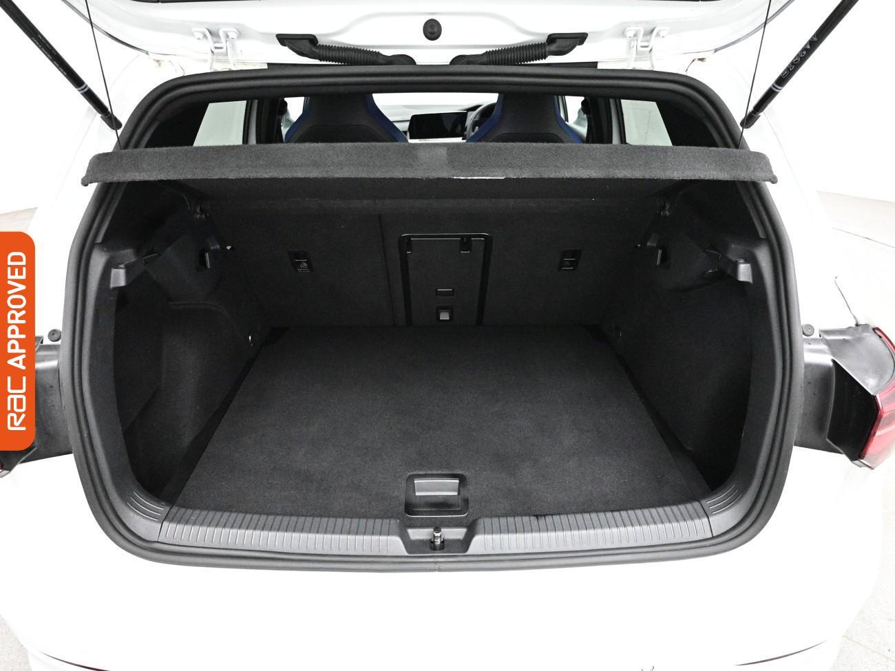 Volkswagen Golf view 28