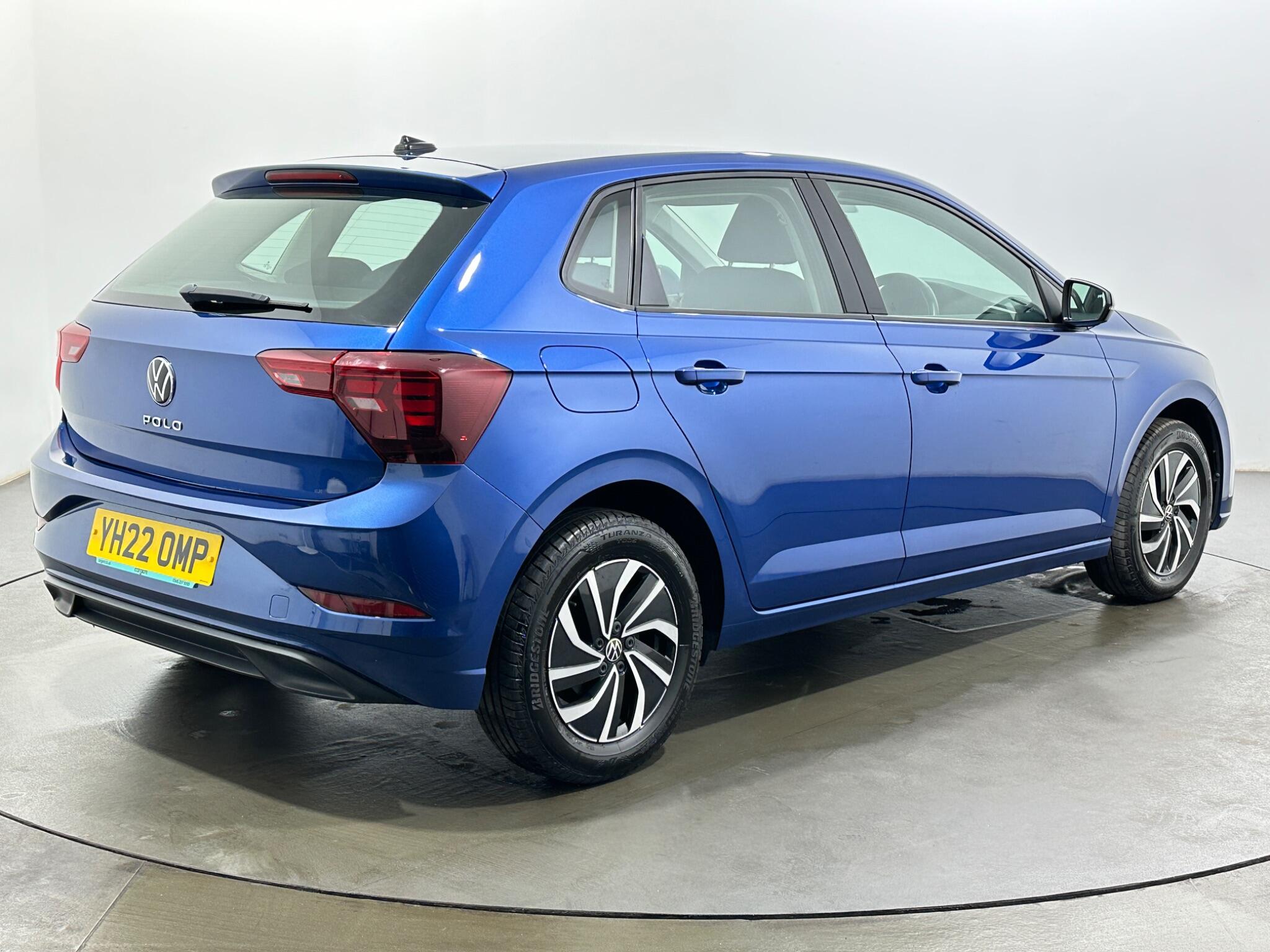 Volkswagen Polo view 8