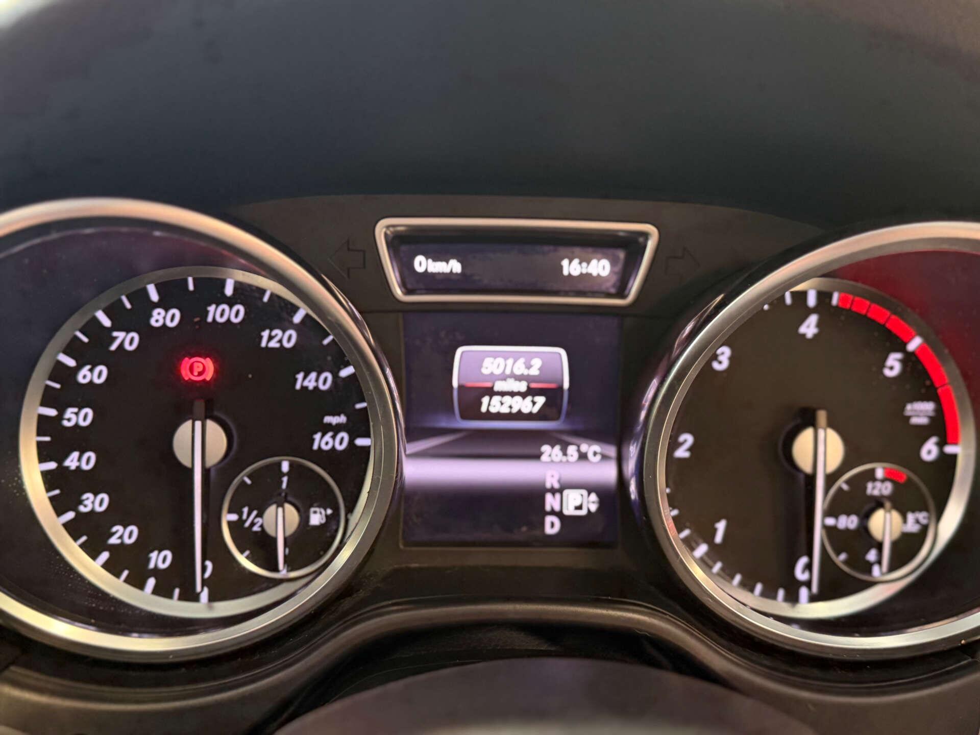 Mercedes-Benz M-Class view 6
