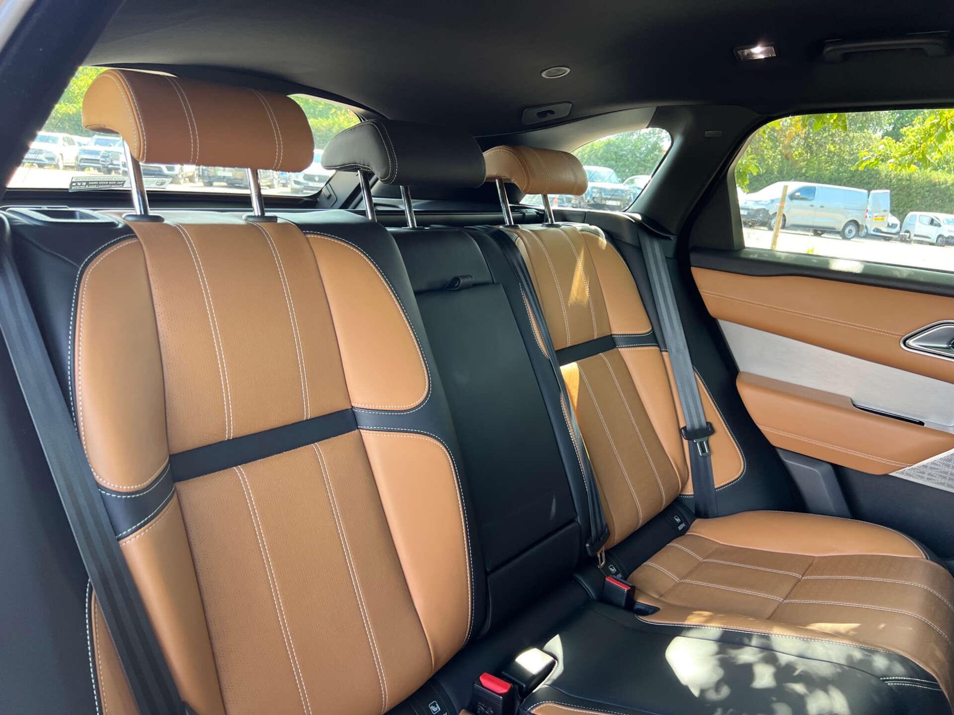 Land Rover Range Rover Velar view 34