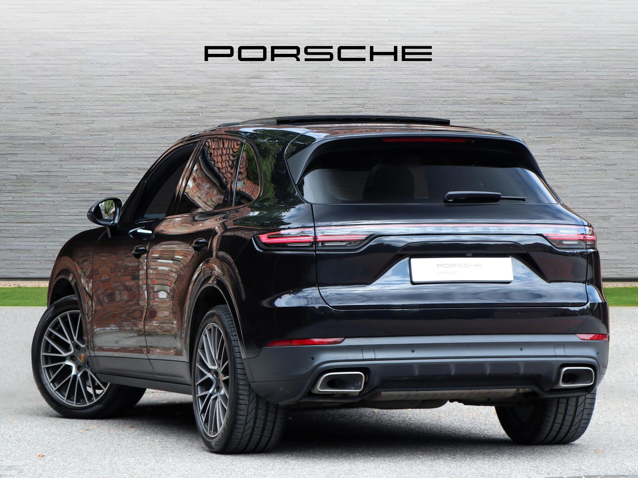 Porsche Cayenne view 2