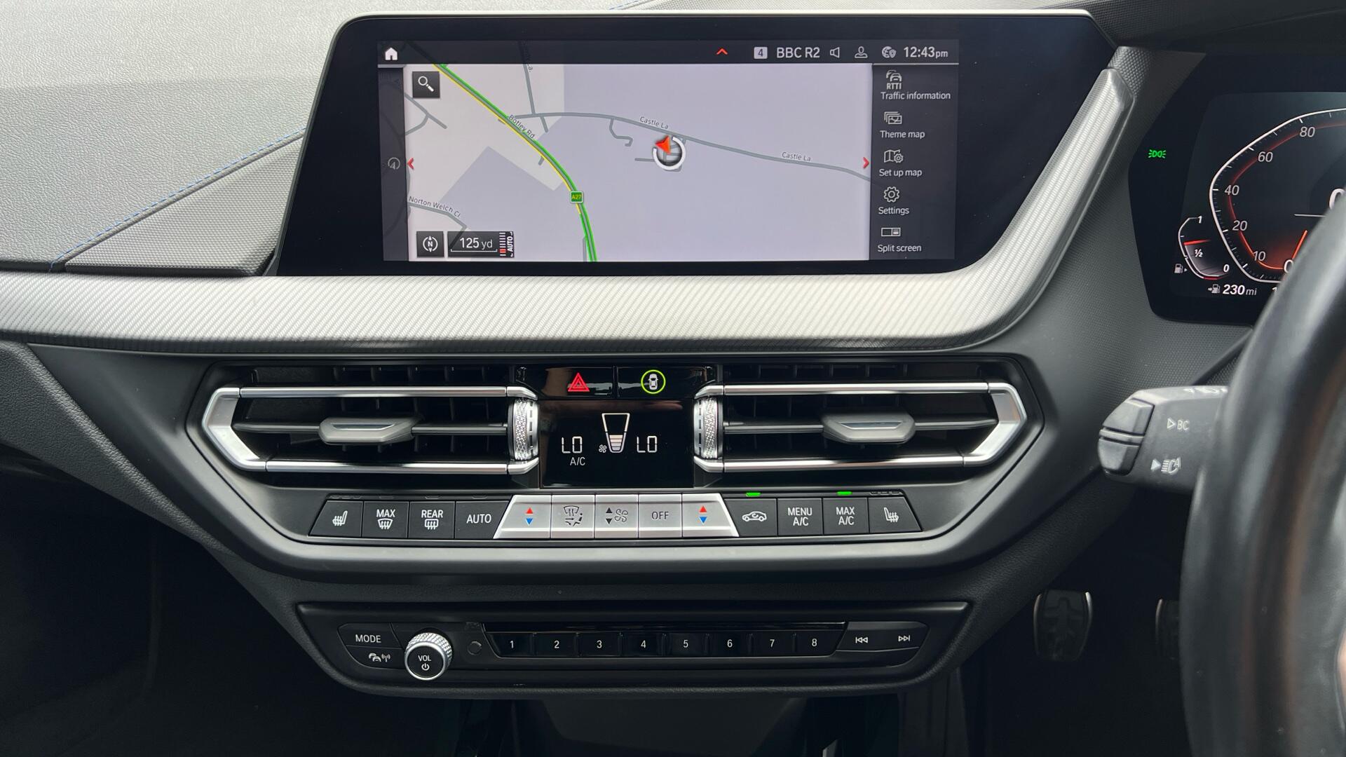 BMW 1 Series view 8