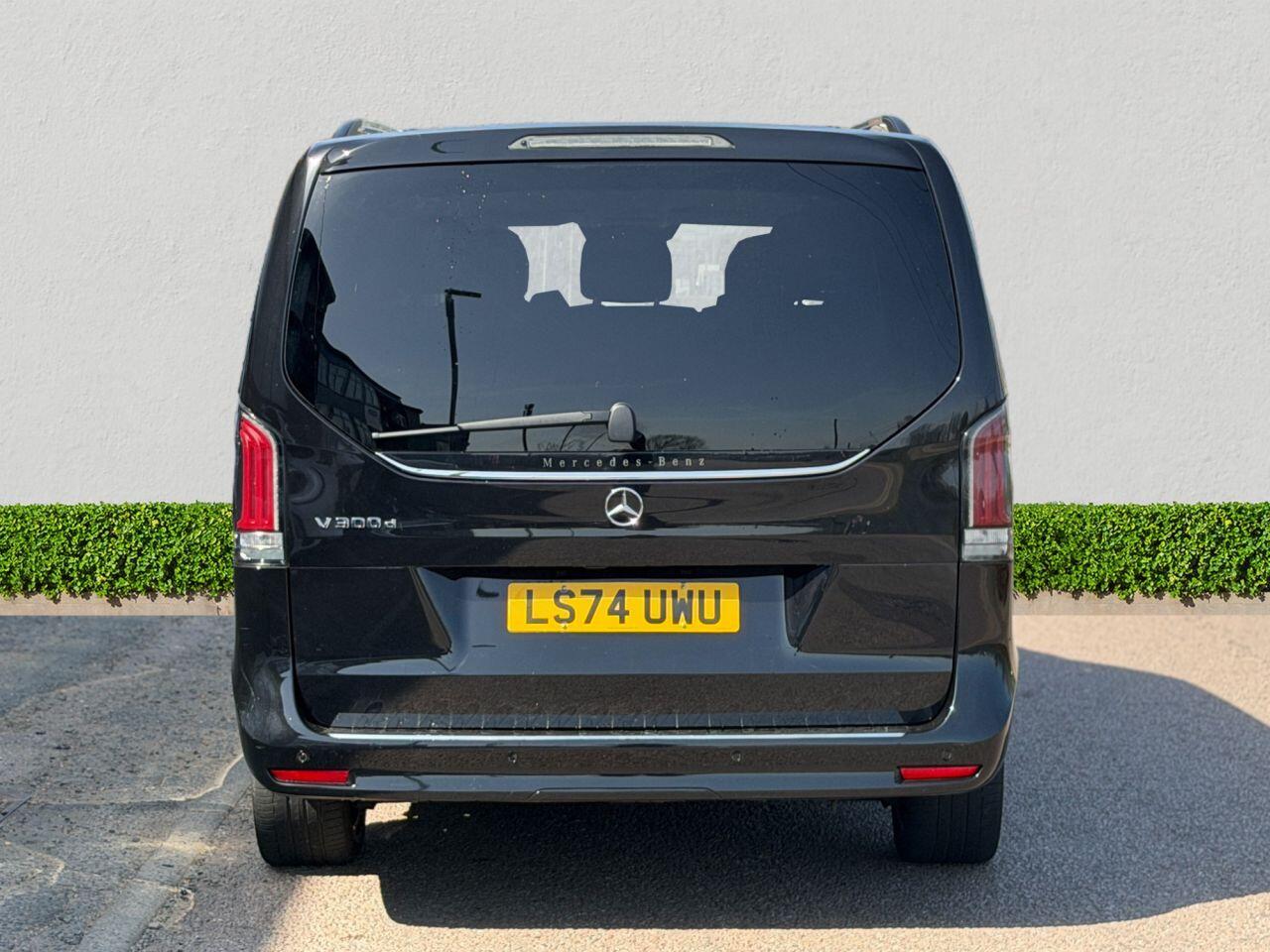 Mercedes-Benz V Class view 7