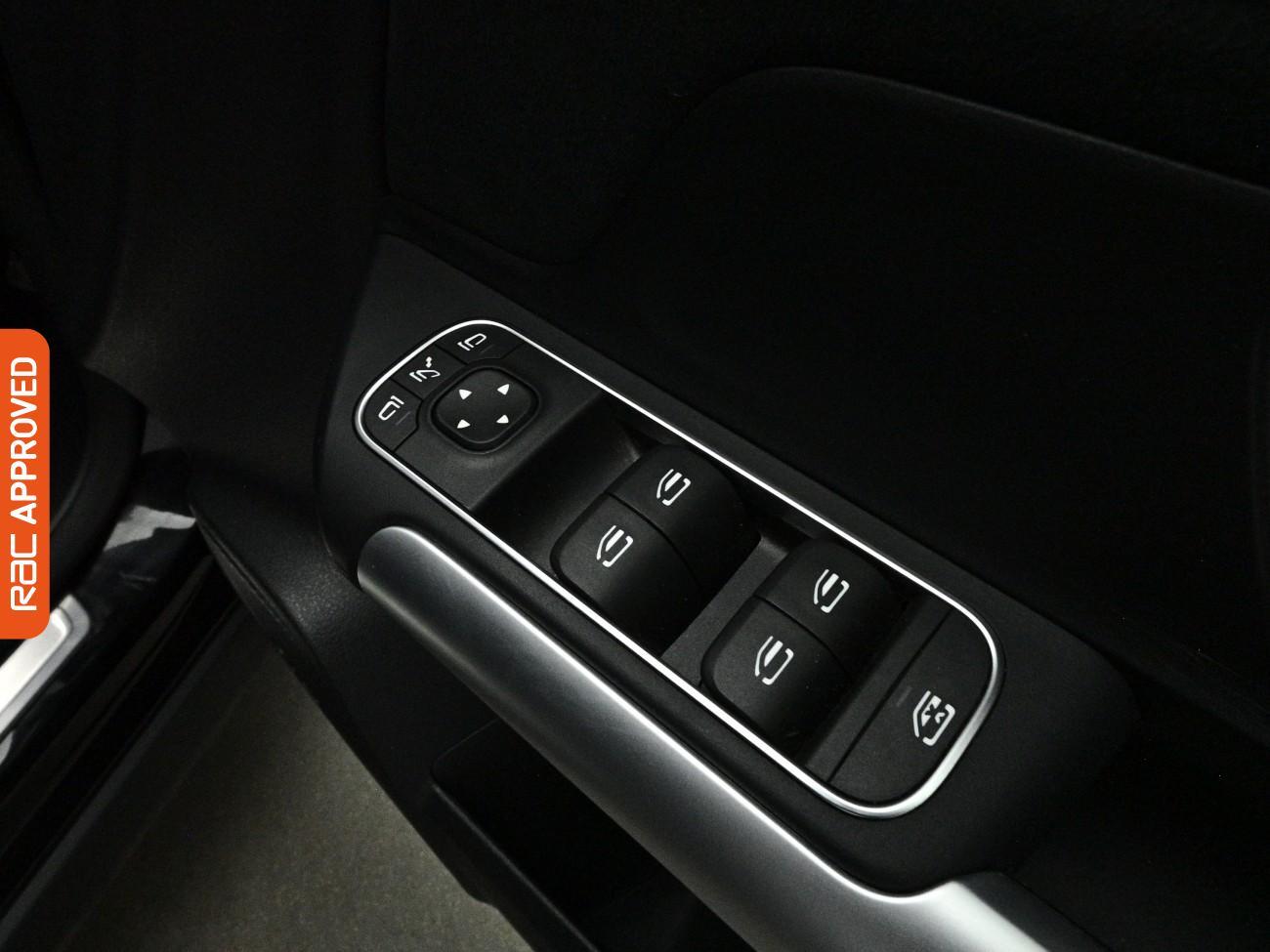 Mercedes-Benz Eqa view 26