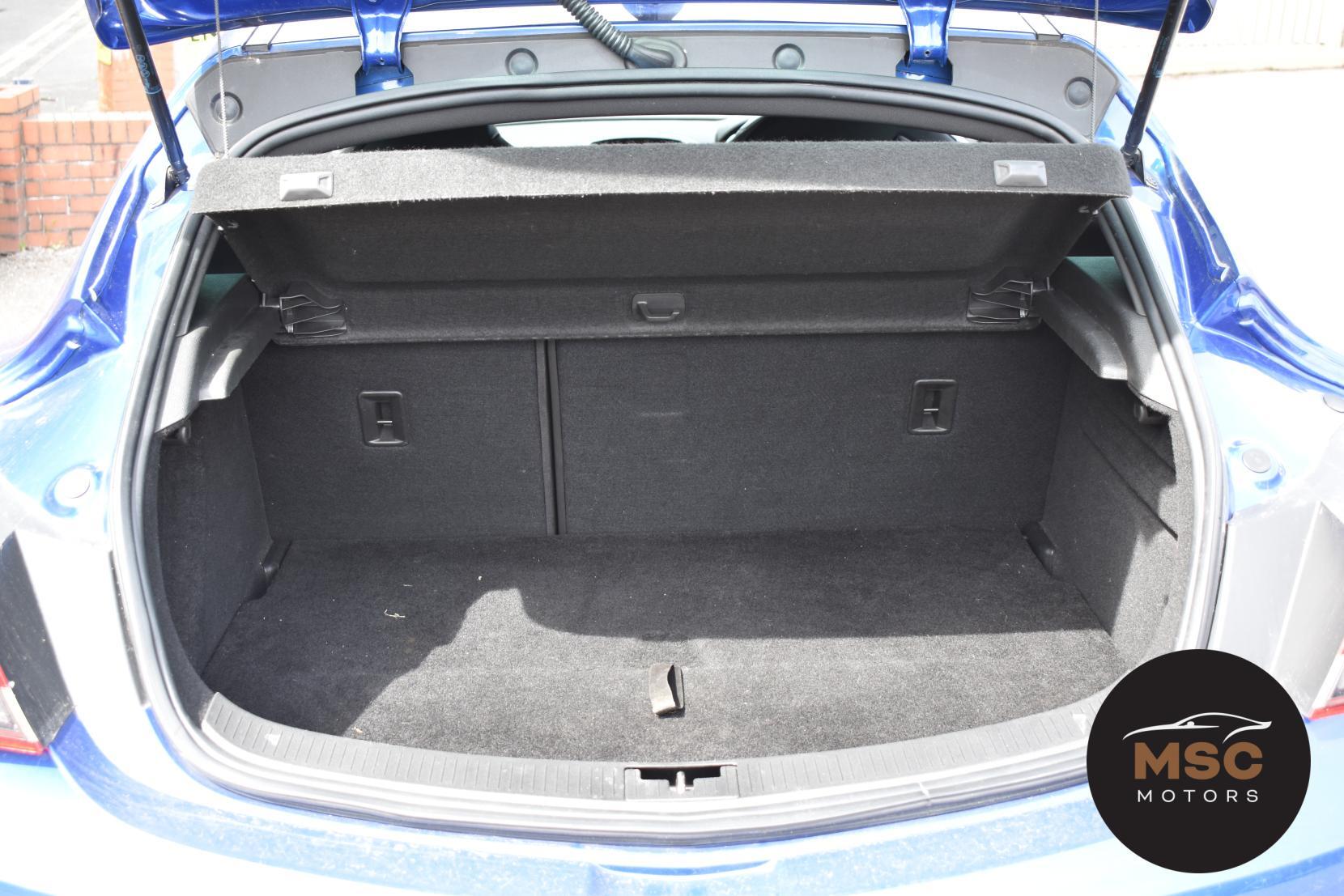 Vauxhall Astra GTC view 47
