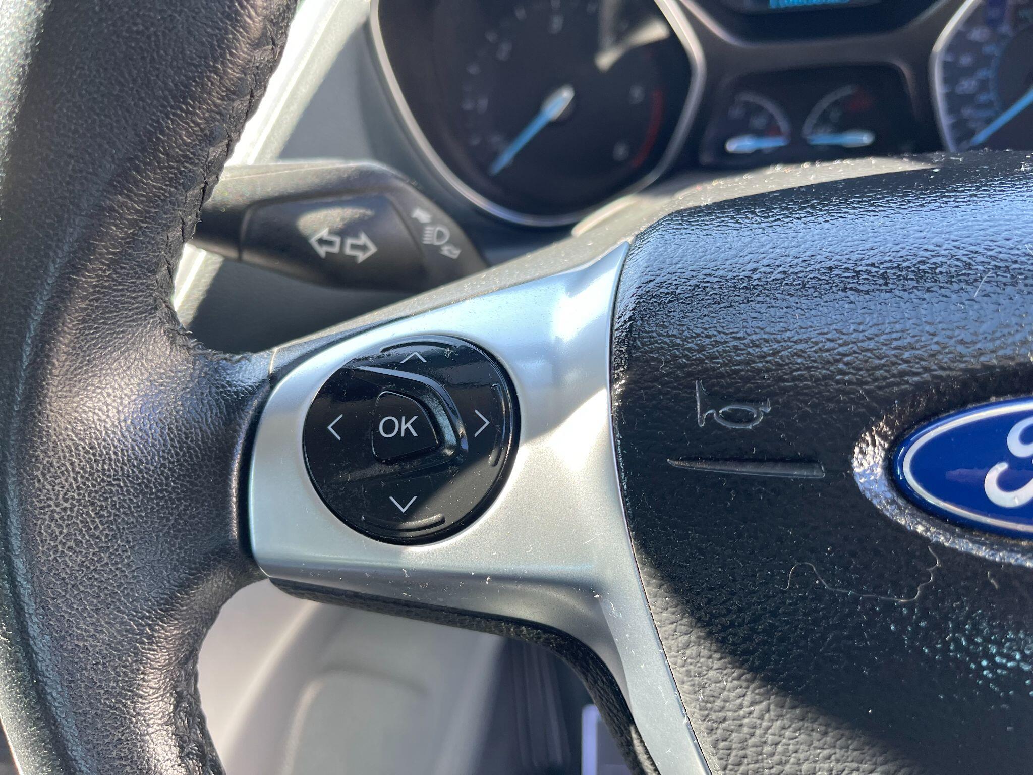 Ford C-Max view 31
