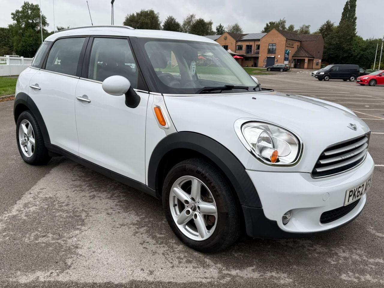 Mini Countryman view 27