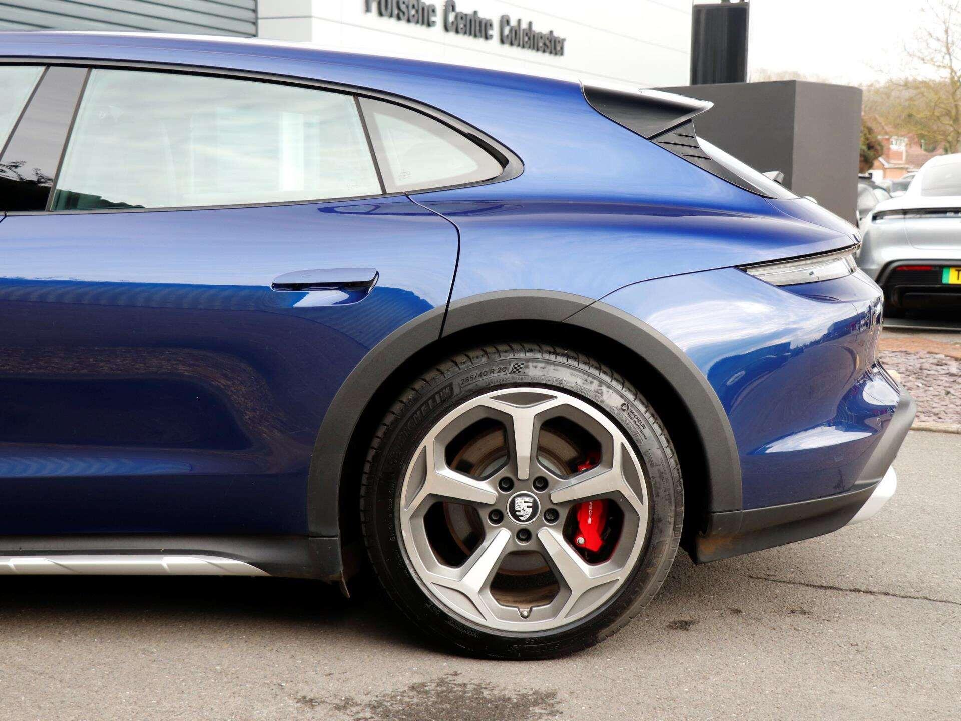 Porsche Taycan view 30
