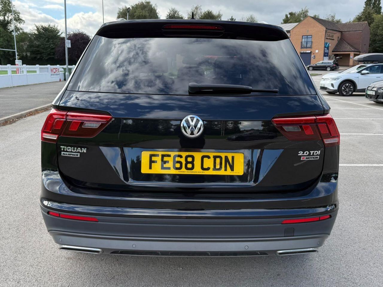 Volkswagen Tiguan Allspace view 56