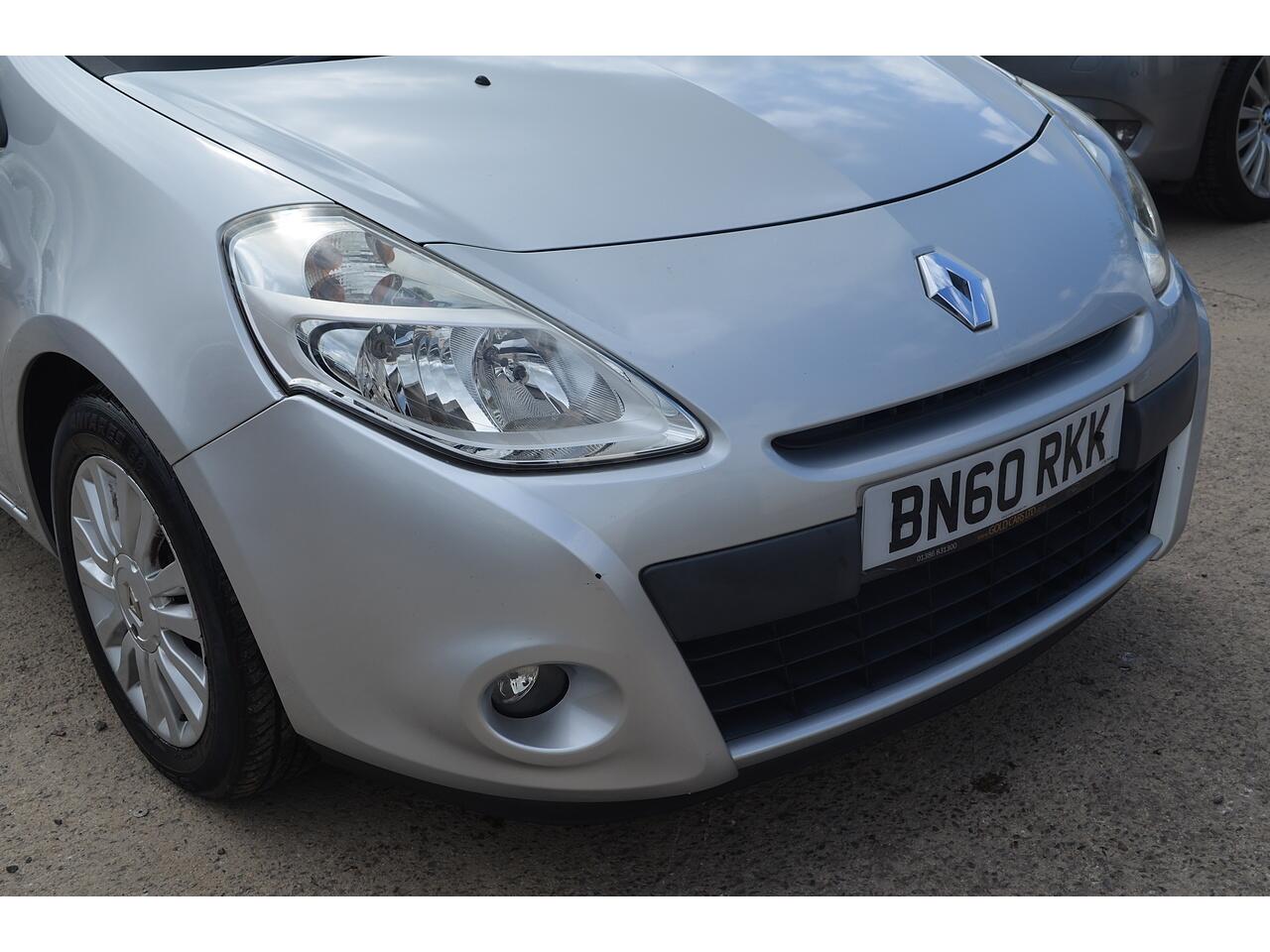 Renault Clio view 26