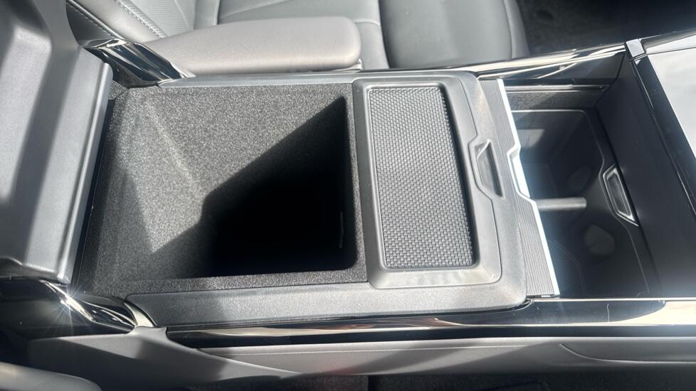 Land Rover Range Rover Sport view 27